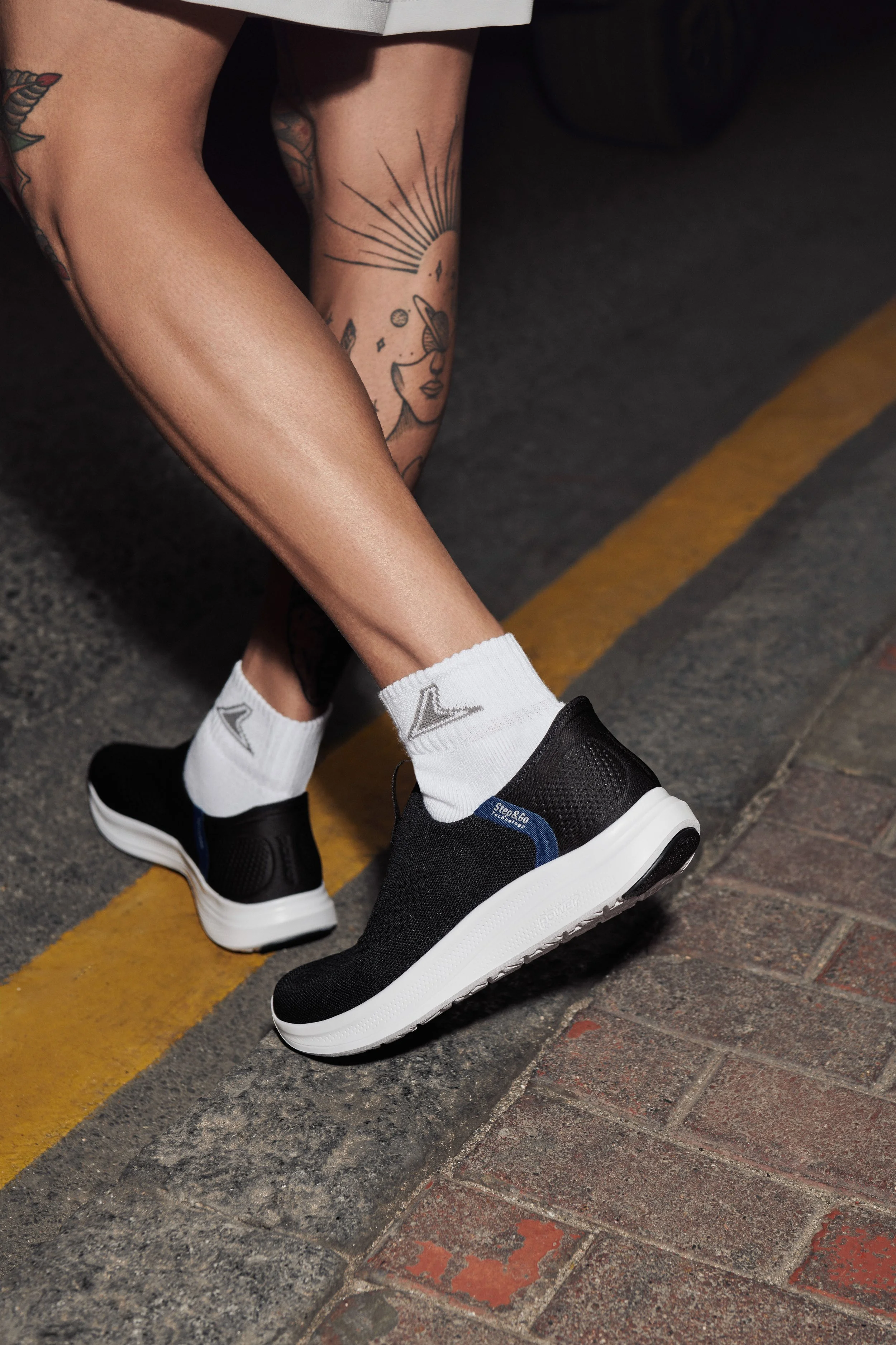 BATA 14-07-2365436_1.jpg