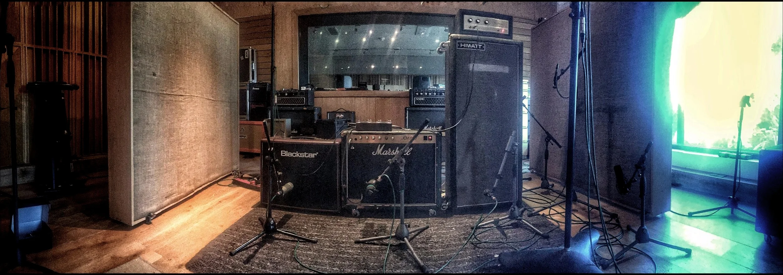 Lead Wall - Blackstar Artisan - Marshall JCM 800 - Silvertone SS Bass 35 & HiWatt 4x12