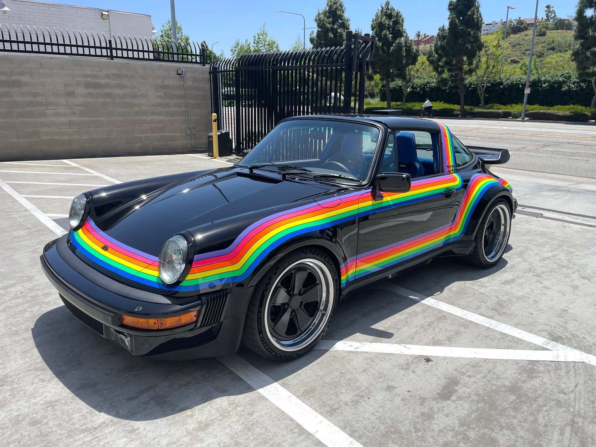 Ha-BB! This is a prototype for revived 80's German tuner brand BB, now owned by @beauboeckmann of @galpinmotors . It looks nuts because it kinda is - there's a 4.0L Ed Pink motor with a billet block, AND the @vonnenofficial Shadow Drive hybrid system