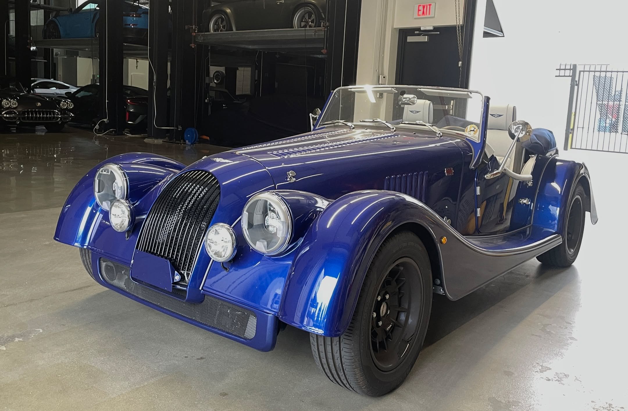 New Plus Fours have arrived! @westsidecollectorcarstorage is proud to handle logistics for @morganmotor press vehicles in LA! If you're a small automaker, big tuner, or "reimaginer" and you want to keep a press vehicle in LA, give us a shou