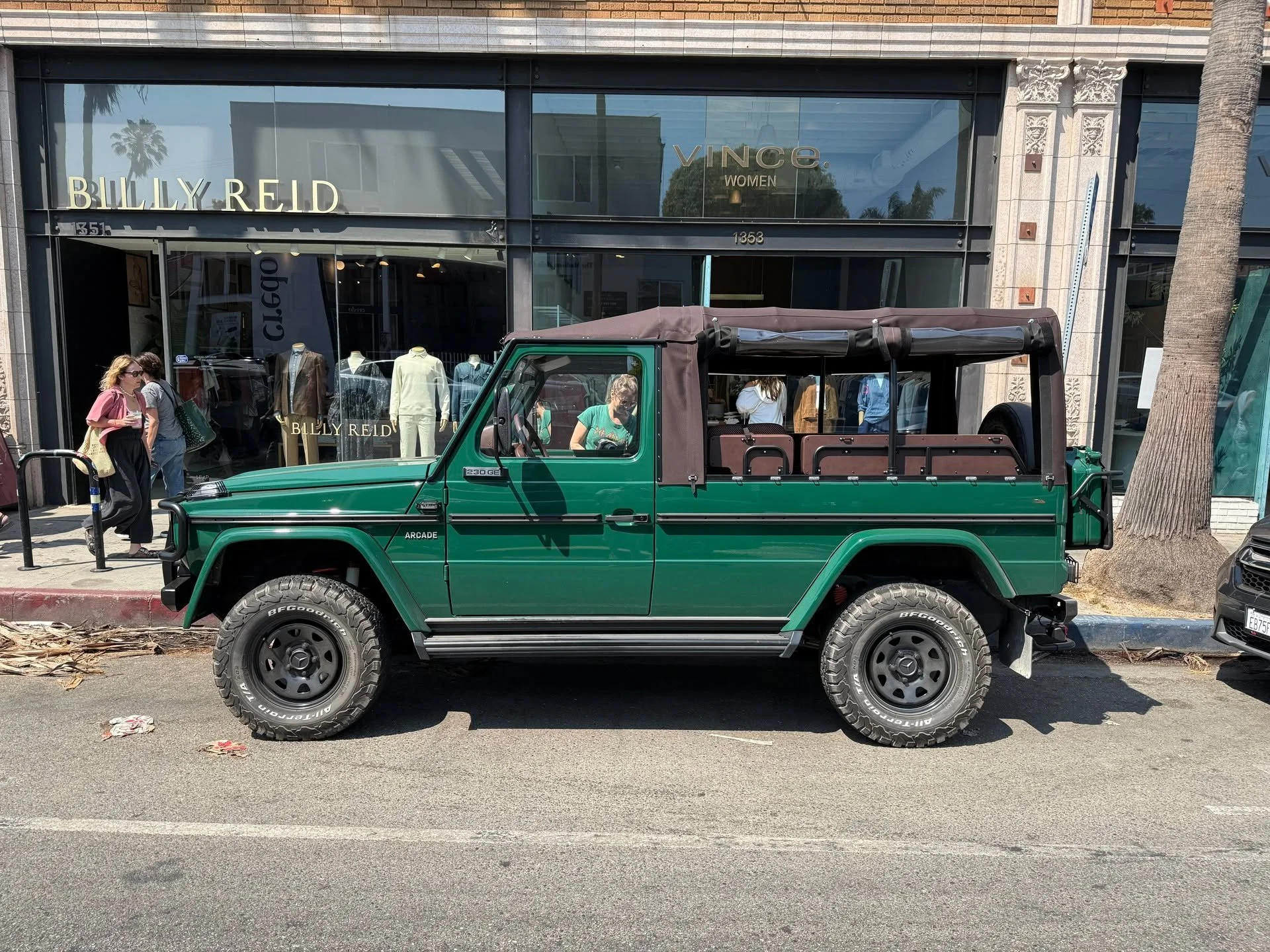 IG Review: @arcadecars "Sojourn" Upfitted Vintage Military G-Wagen! ..... THE GREAT: The very first G-Wagen I've ever driven in which I don't feel like a dickbag and wasn't treated like a dickbag. People like me! On the outside it looks aut