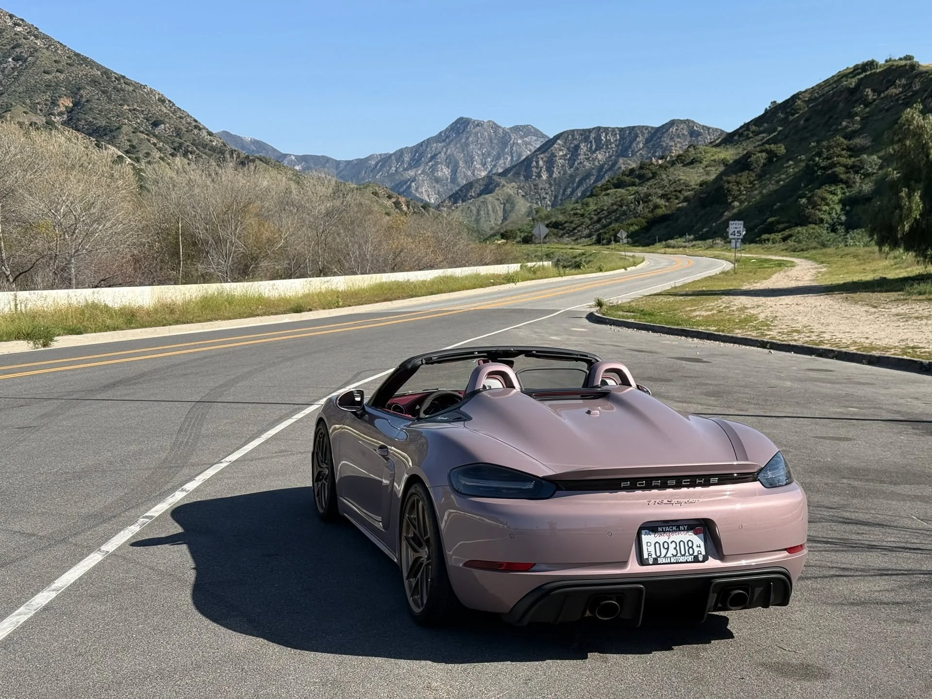 some Spydering this morning! Beautiful day for a recreational drive. A second shoutout to @builtbybasil for my sweet wooden shift knob!