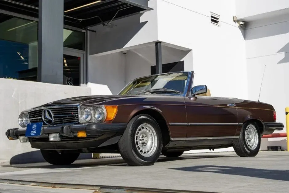 Moving at NO RESERVE, @westsidecollectorcarstorage is presenting this *original owner* 1980 Mercedes 450SL on @bringatrailer right now! With only 65k miles and records going all the way back to the original dealer order form, this is an unmolested ti