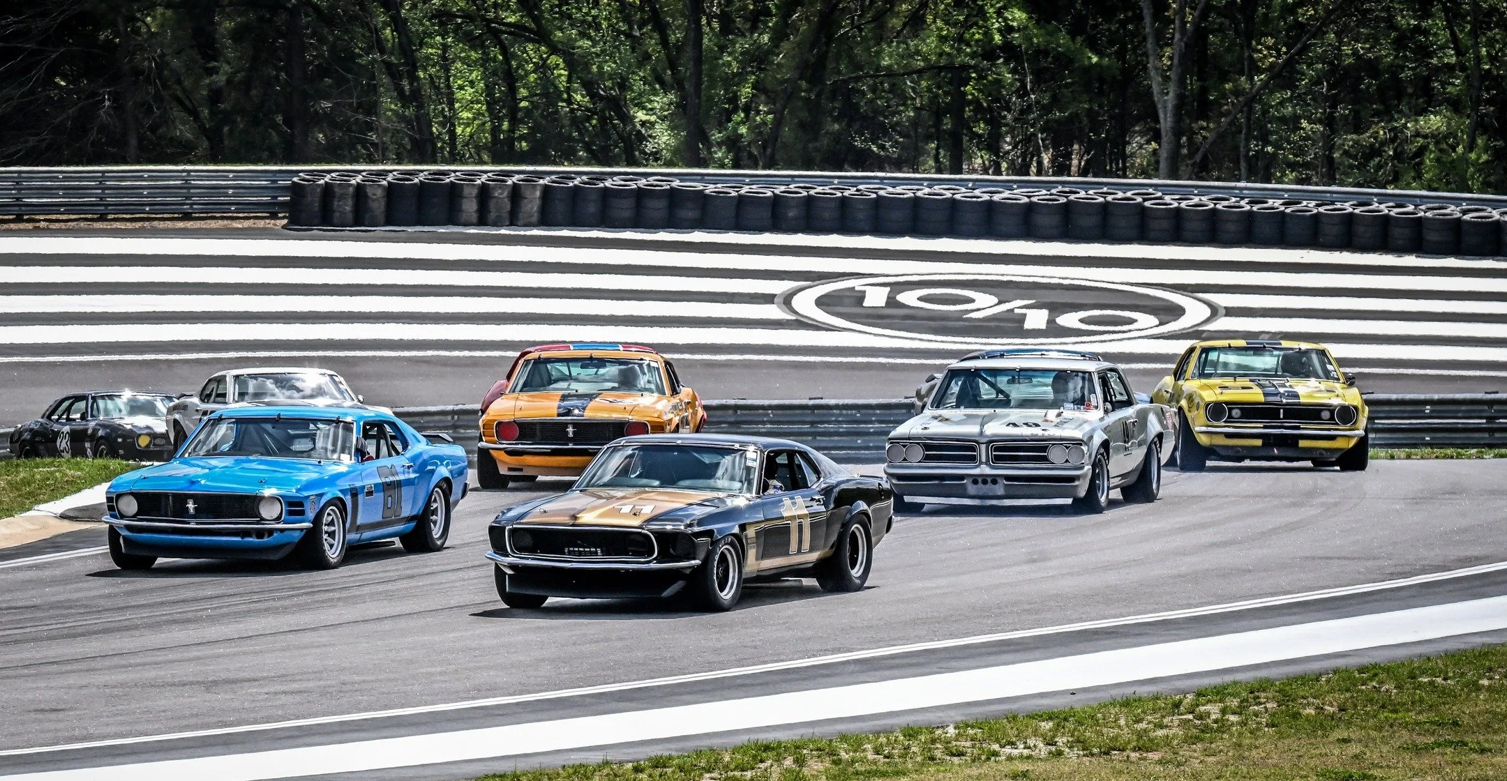 North Carolina! We're coming to YOU! TST Live Pod at @tententhsmotorclub for the Heritage Invitational in 2 weeks! Live Show Friday April 10 but the whole event all weekend is awesome with vintage racing, a concours, pro-driver mini Race of Champions