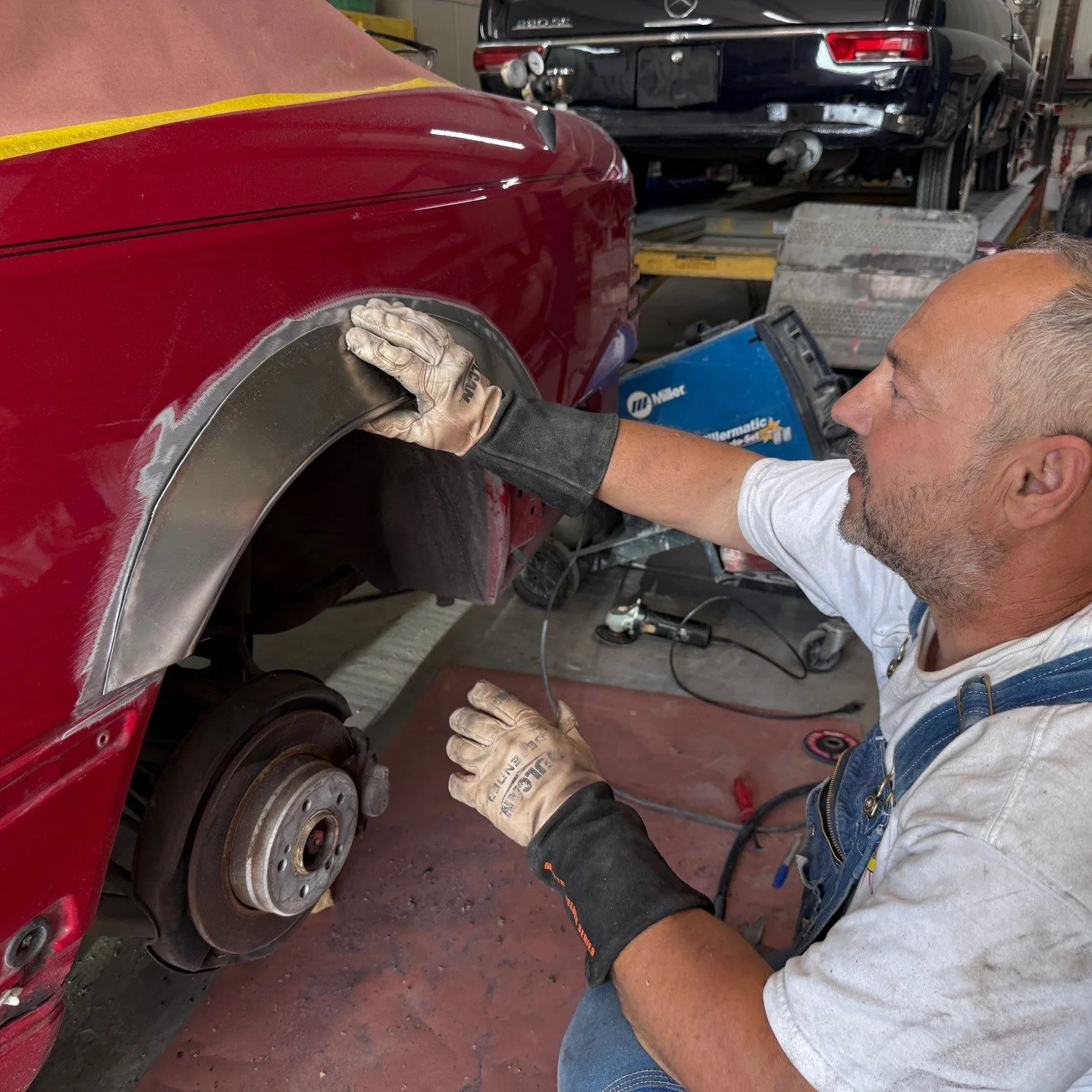 Get ready, because project 500CE Cabriolet is on over at @cms_motorsports