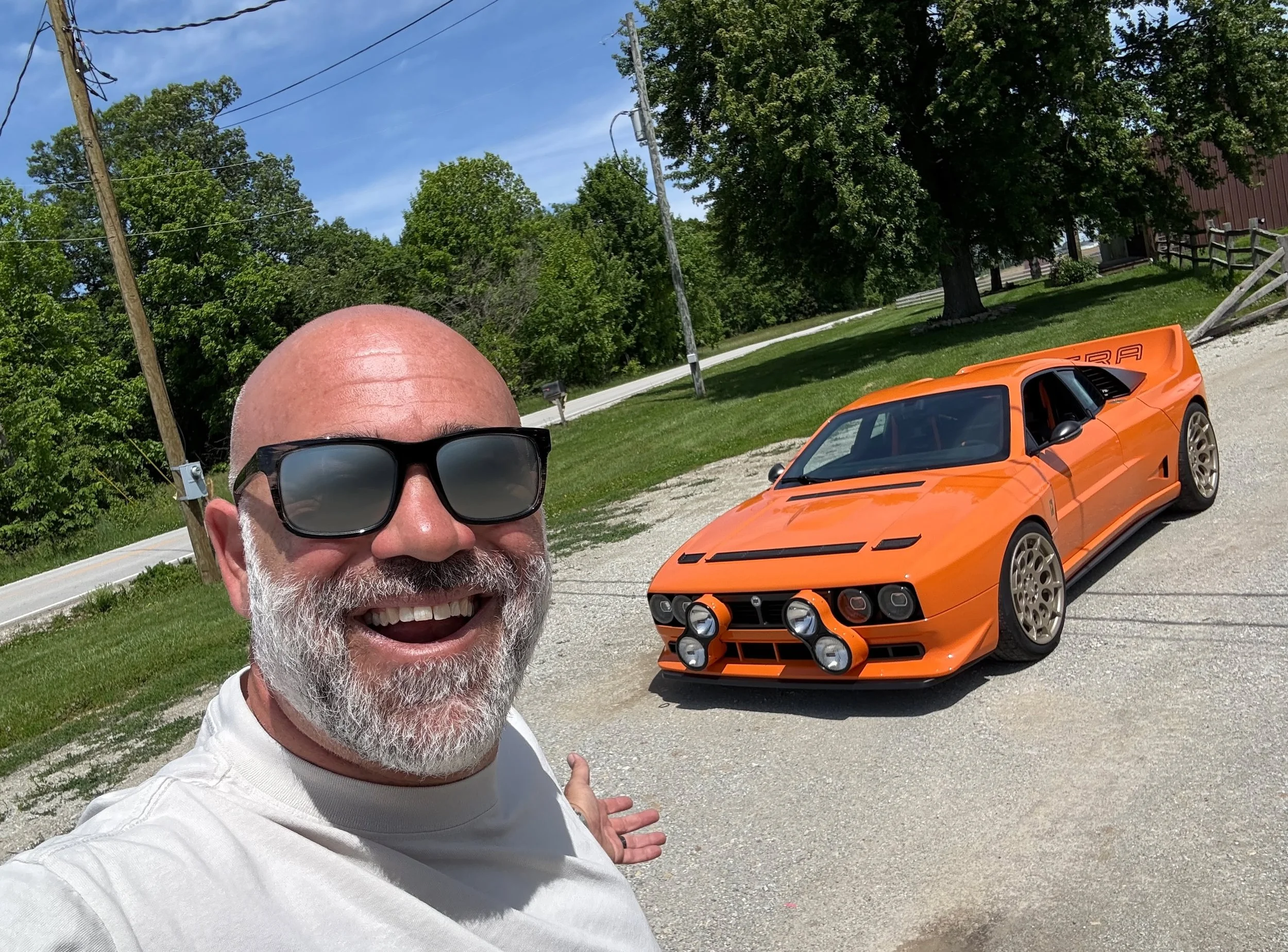 IG Review: @kimera_automobili 037 Evo!

While in Indy for the race, my pals at @grahamrahalperformance tossed me the keys to this incredible machine for a quick go on some rural farm roads! 

THE GREAT: Wow, so much. The striking looks, the way it th