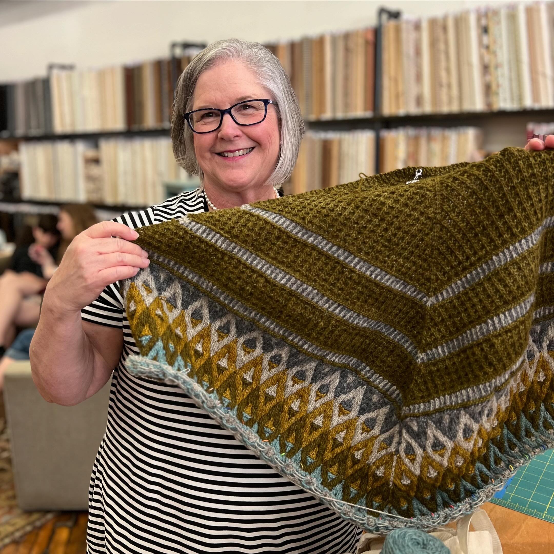 Julie came by to see us this weekend, and we are so inspired by her gorgeous #artusshawl! She&rsquo;s using the yarn that @moonstruck_knits designed it in - and goodness is it beautiful! 

She is part of our #mkartuskal. If you would like to join, it