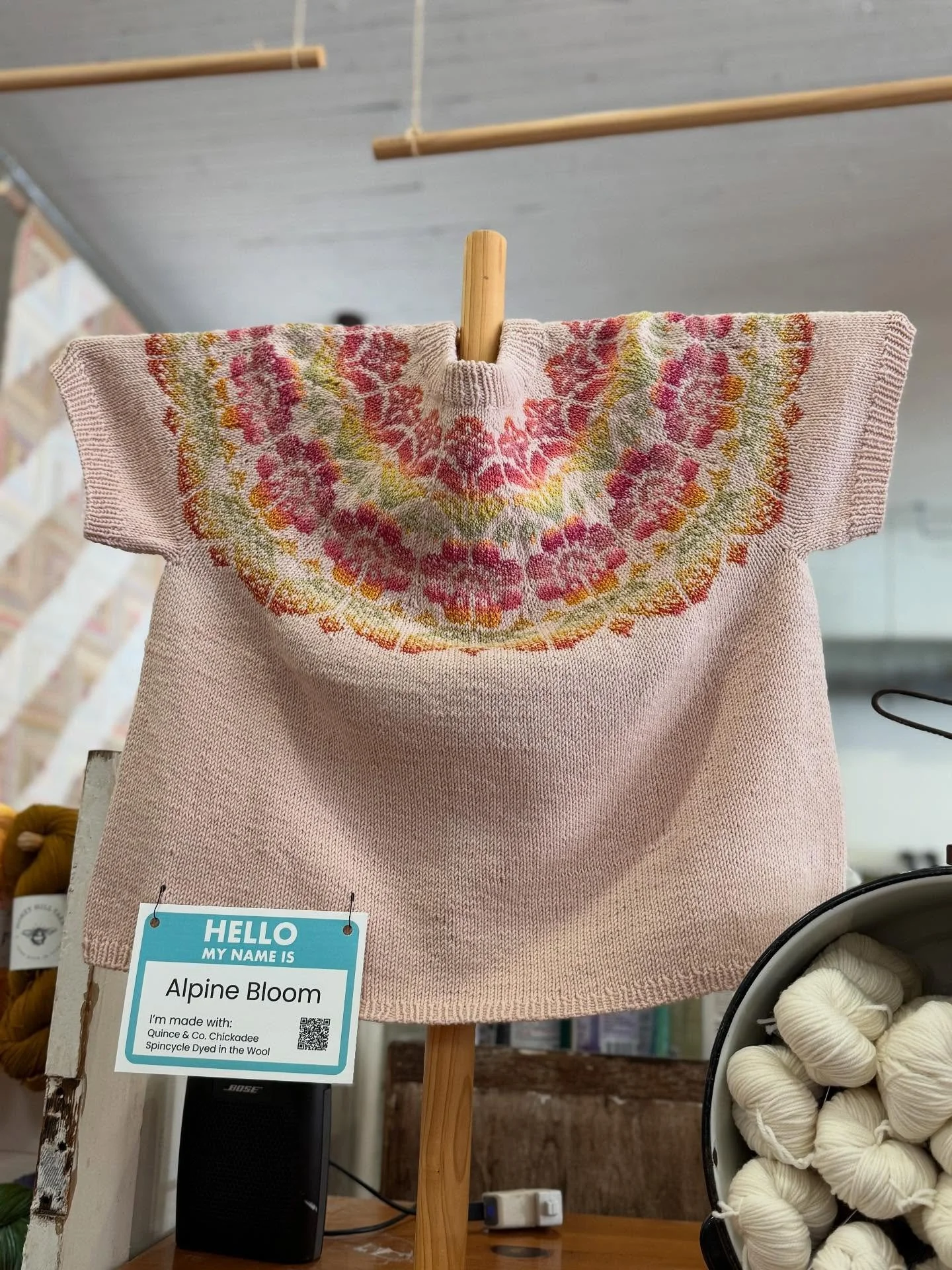 We are adding easy-to-spot tags to our samples....with a handy QR code that takes you to our McKinney Knittery Ravelry Group Bundles. Need help using Ravelry? Take Lynette's class this Tuesday at 11am!

#shopsamples #alpinebloom

Our shop hours:
Mond