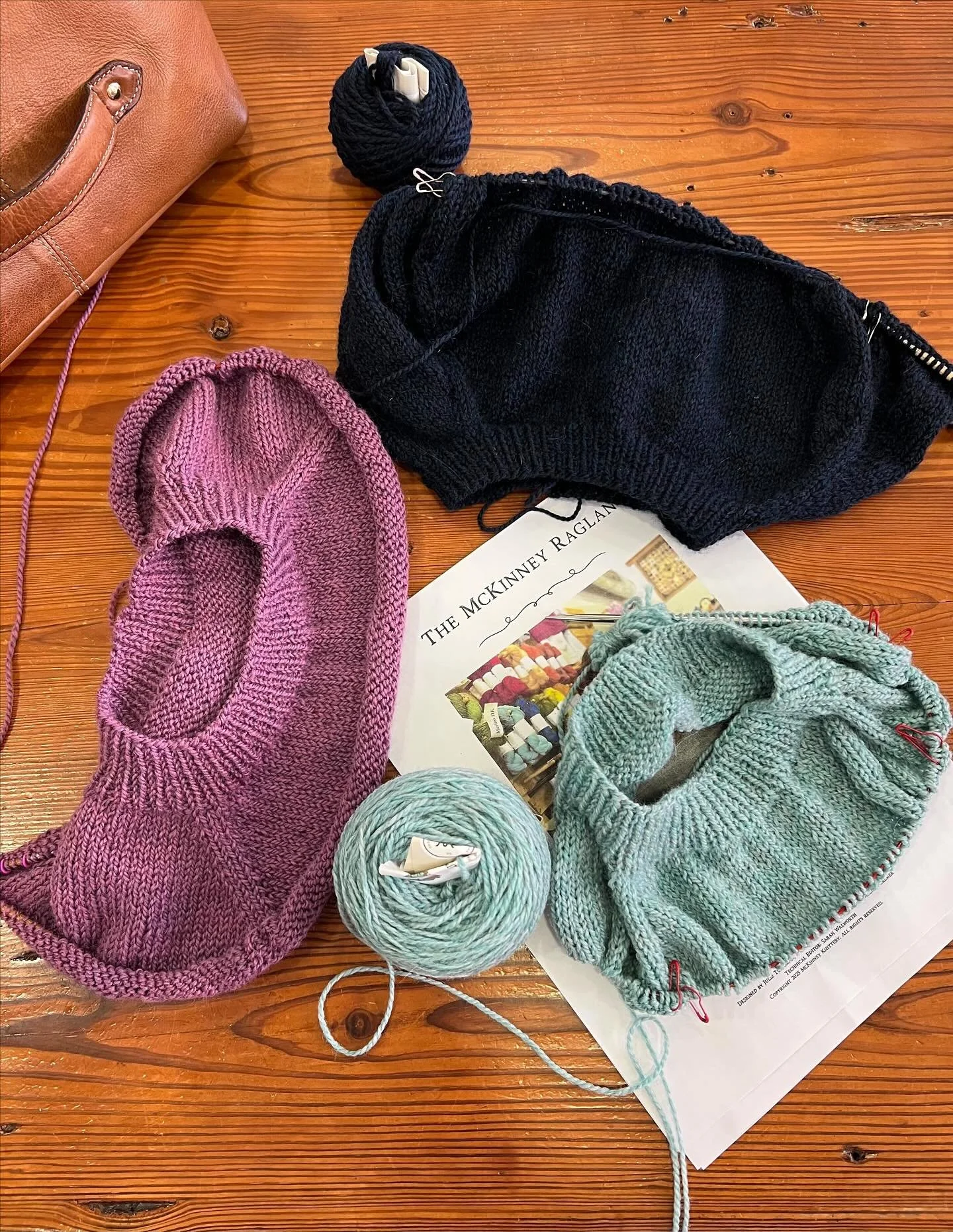 Our Sunday crew are knitting the soon-to-be-released McKinney Raglan... Lookin' good y'all!!
Kelly - light blue 
Lyla -navy 
Patty- purple 
All are using Scout by @kelbournewoolens!

#themckinneyraglan #comingsoon

Our regular shop hours:
Monday-Thur