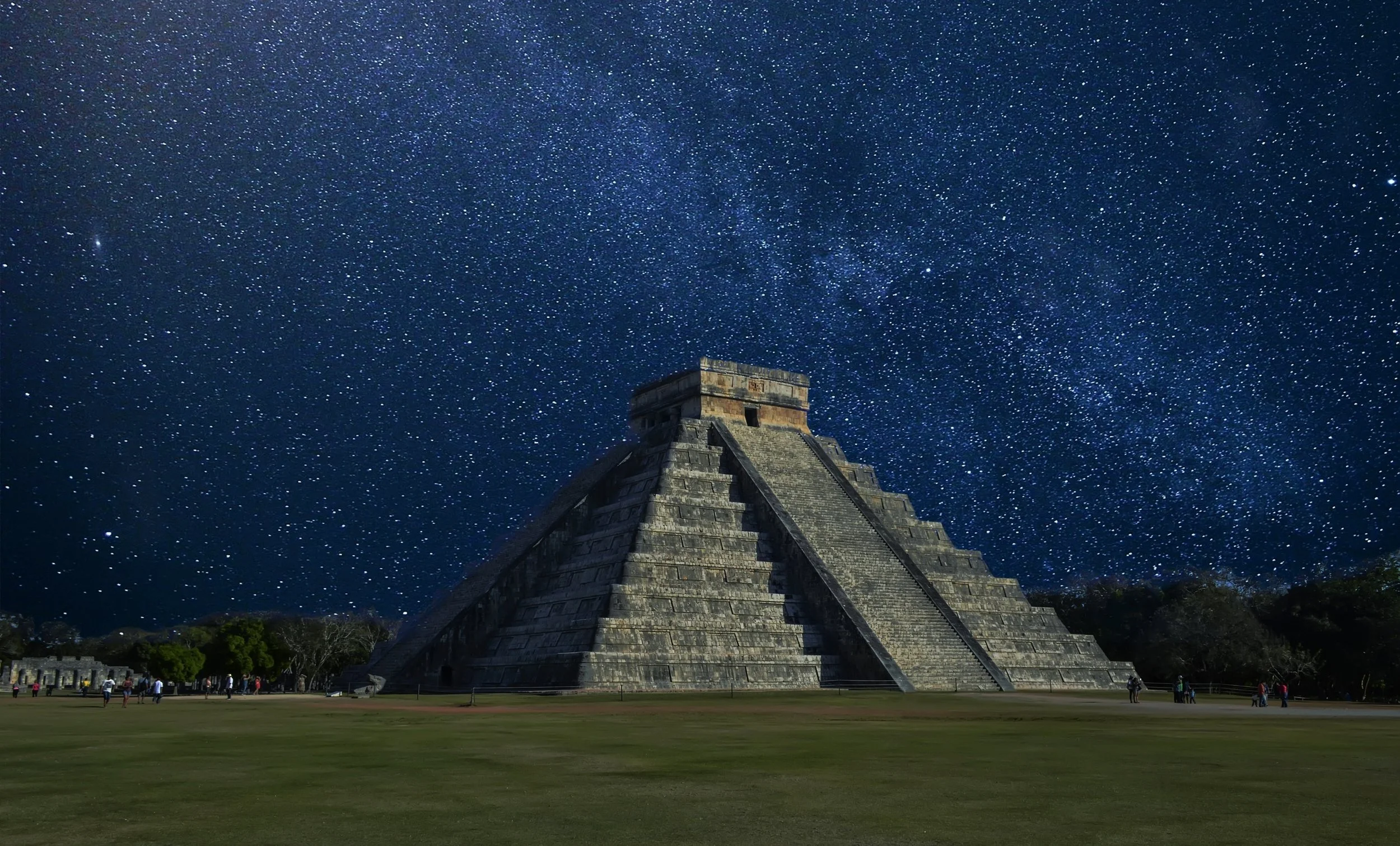 chichen-itza-1025099.jpeg