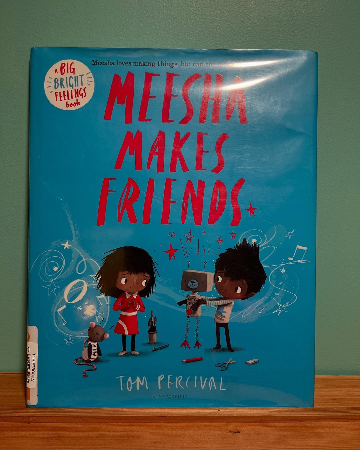 ✨ BOOK SPOT LIGHT ✨

Meesha Makes Friends by Tom Percival

&ldquo;When it comes to making friends Meesha often doesn&rsquo;t know what to do, what to say, or when to say it. But she does know how to make things, so one day she decides to make her own