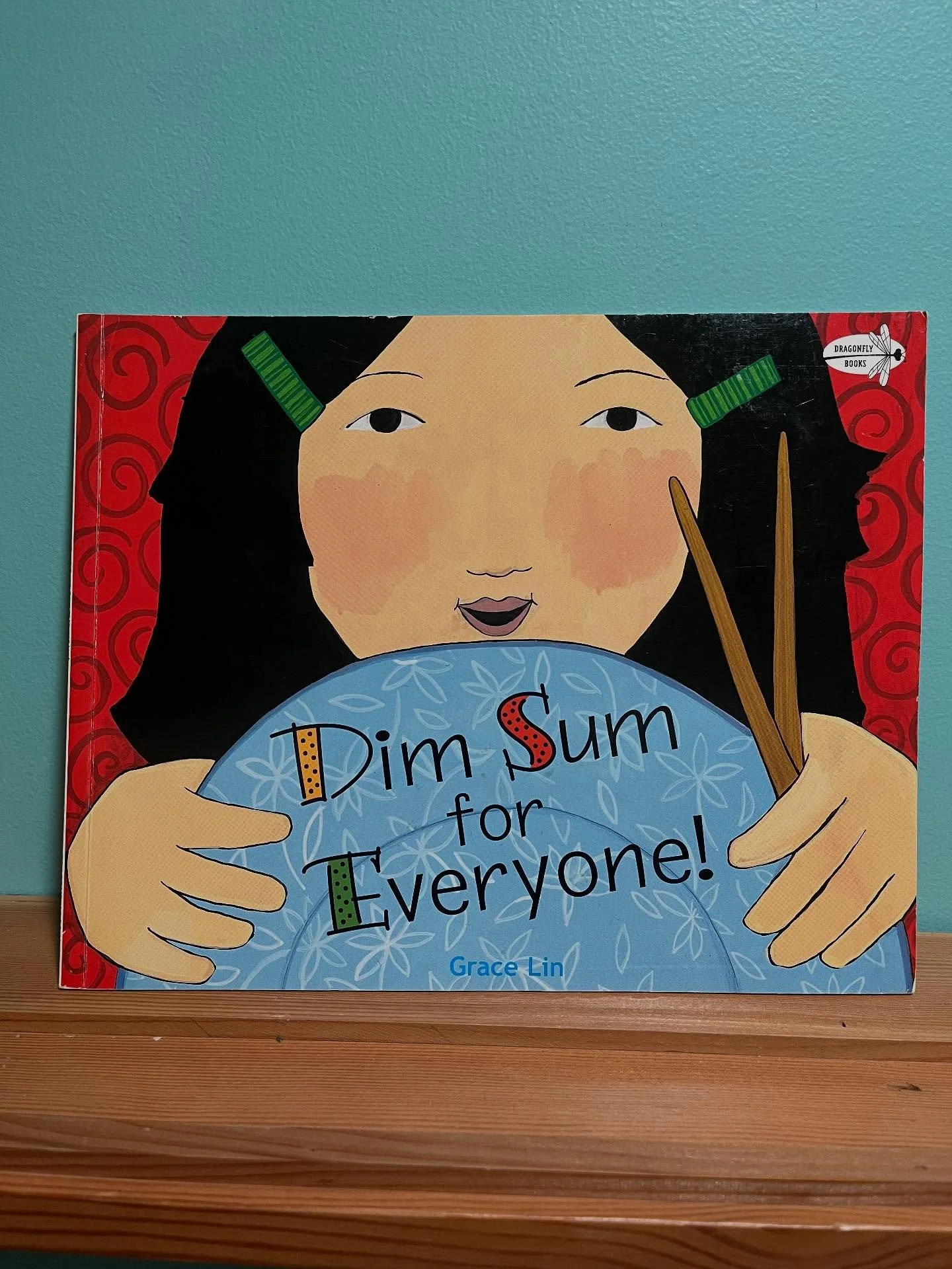 π€ BOOK SPOT LIGHT π₯
“Dim Sum for Everyone!” By Grace Lin 
“Hoory! It’s dim sum day! Dumplings, cakes, buns and tarts - it’s hard to decide. But when we go for dim sum, we can choose our favorite dishes. And then shar