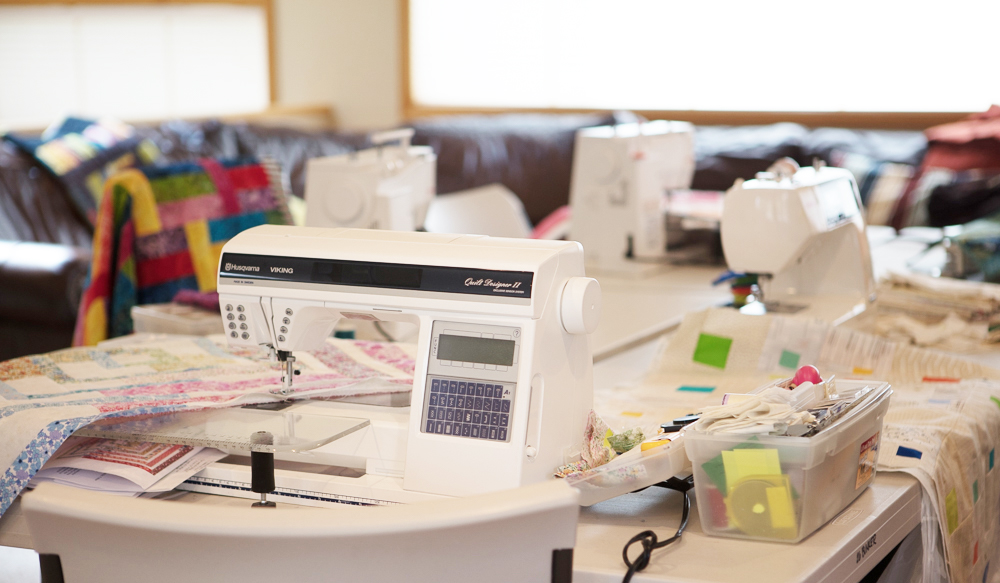 Quilting at QuiltSunriver, a great place for a quilting retreat in beautiful Central Oregon.