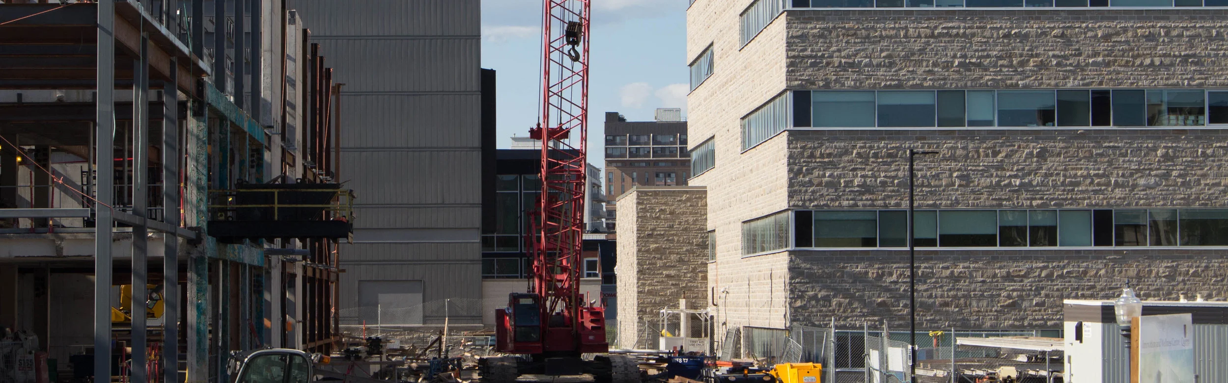 Construction 1920x600 v.1.jpg