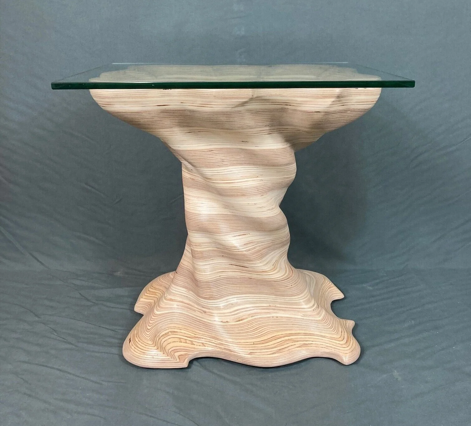 image+twist+table+8-2.jpg