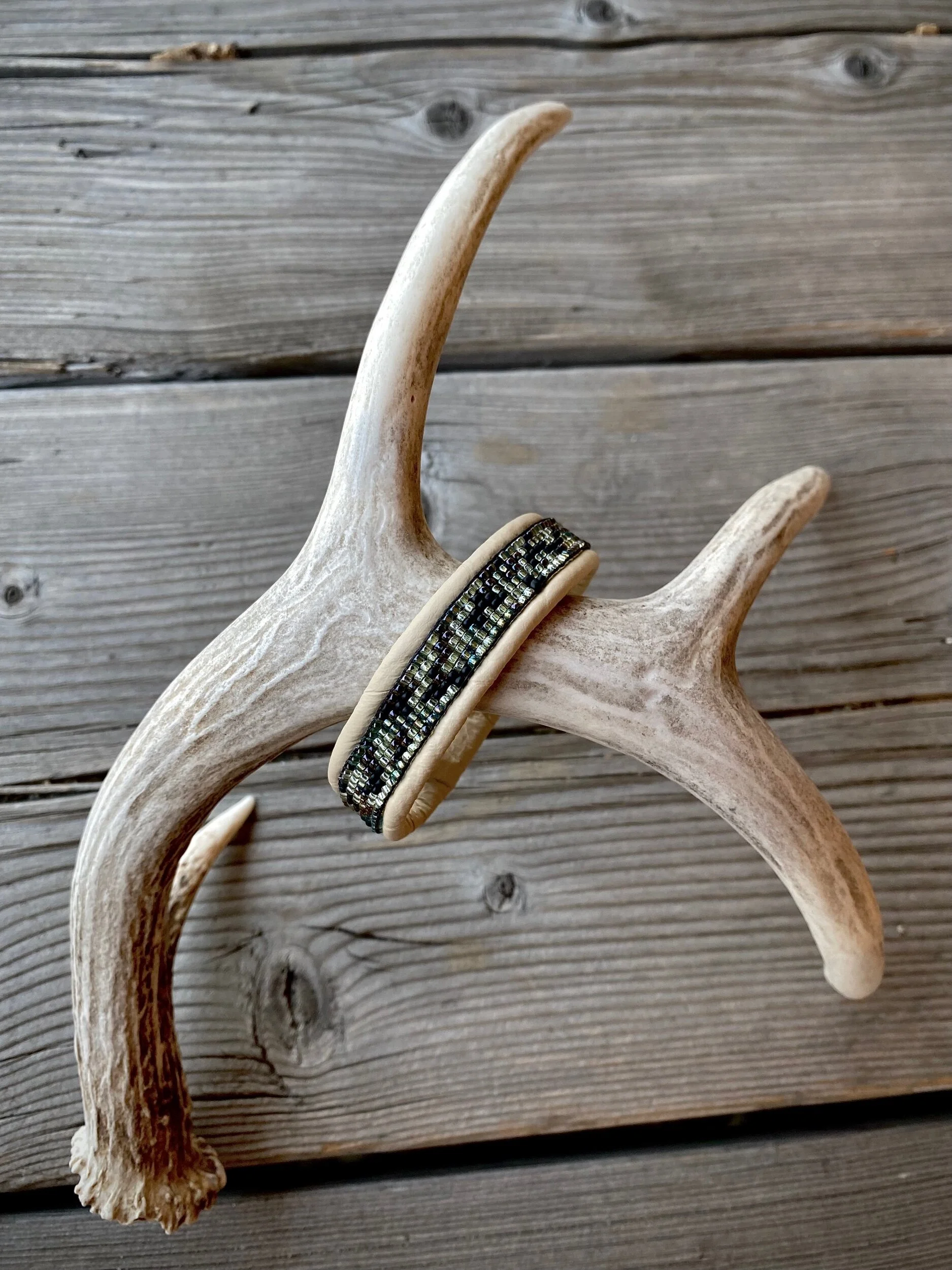 7E617229-0789-469F-AA23-947EEAF37380