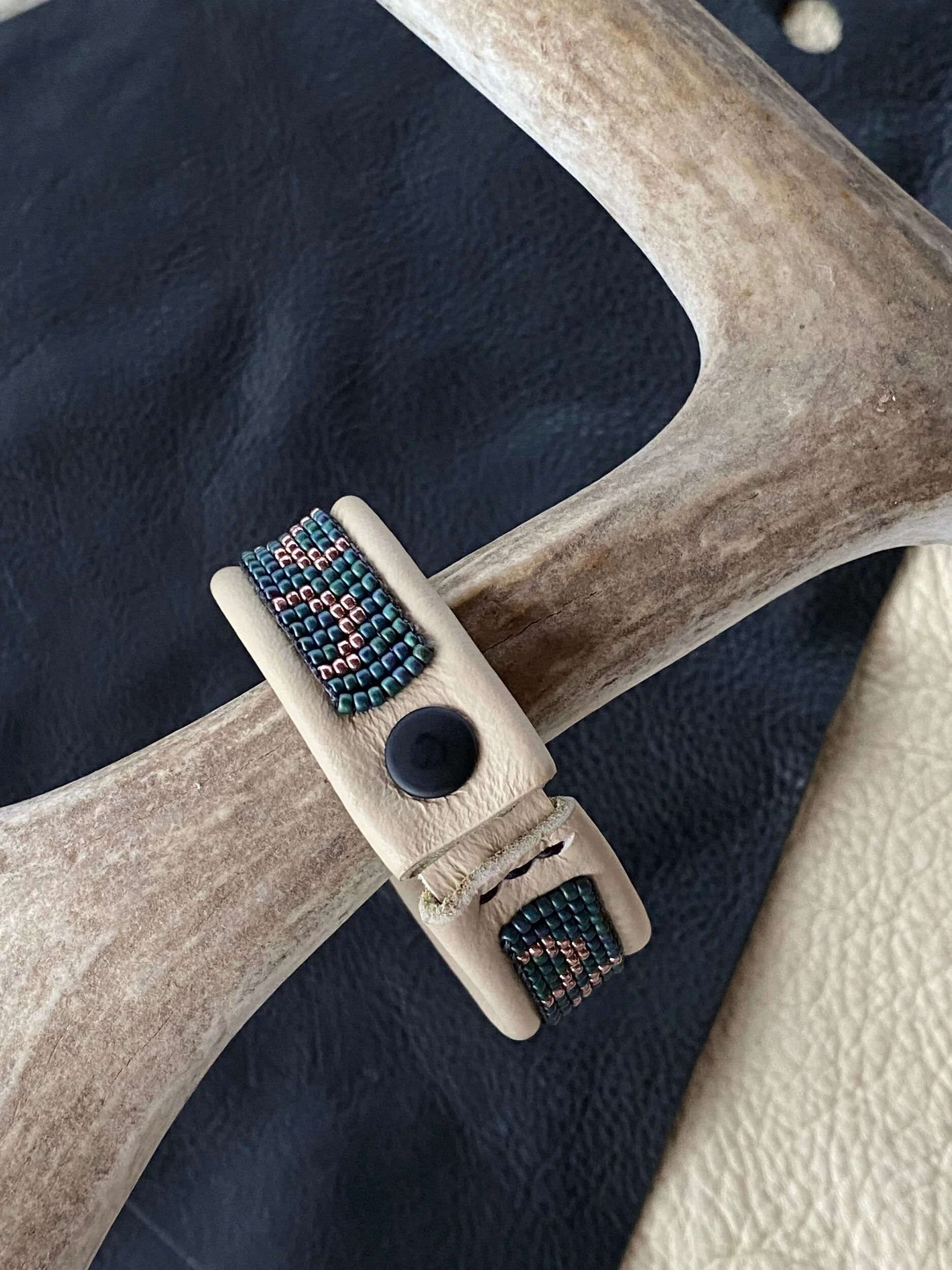 98748017-1853-4F69-B5EE-501C052B7D3D