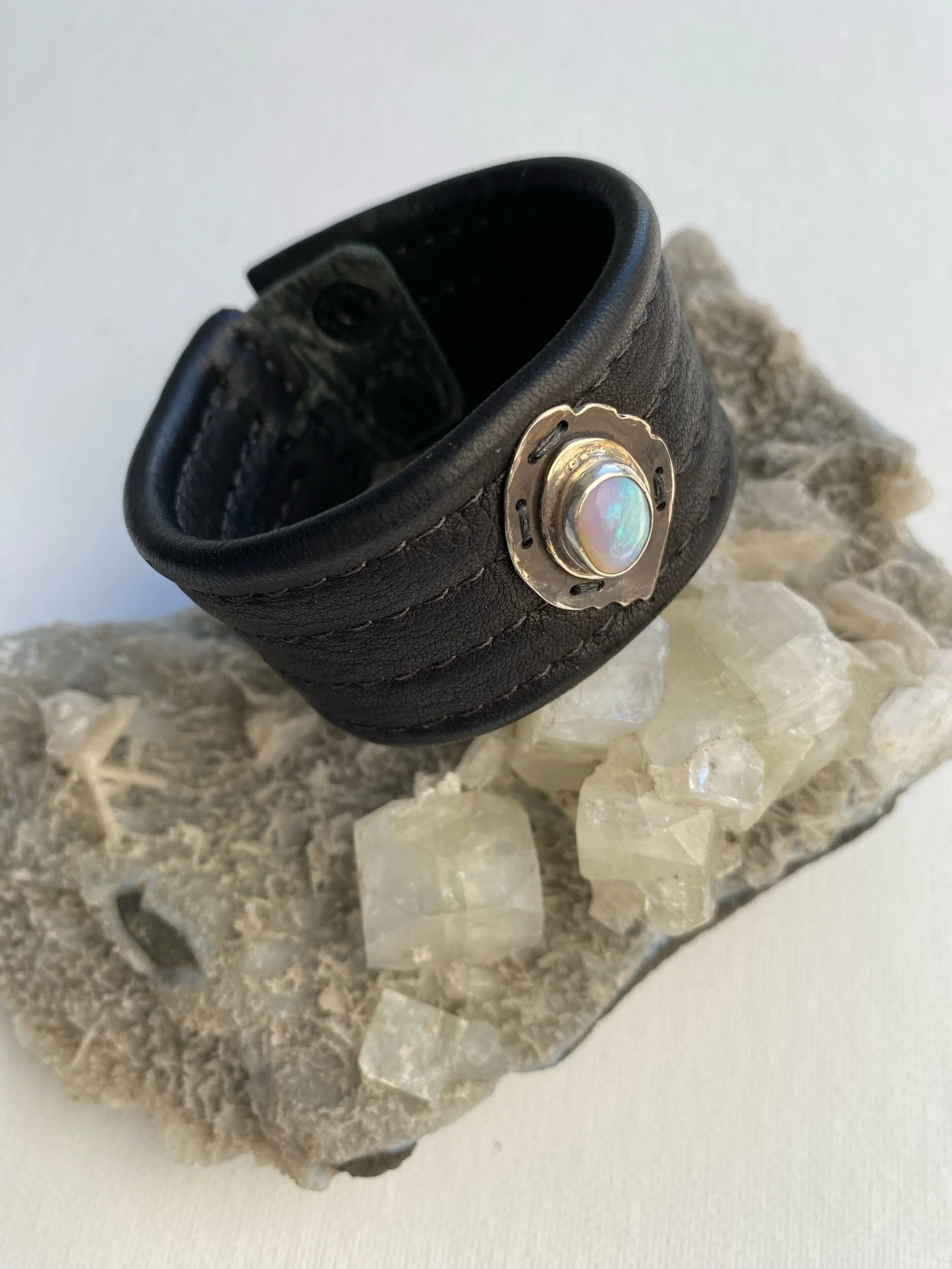 B3A7DFFB-35F7-4B06-AE12-E8AD36C947AA