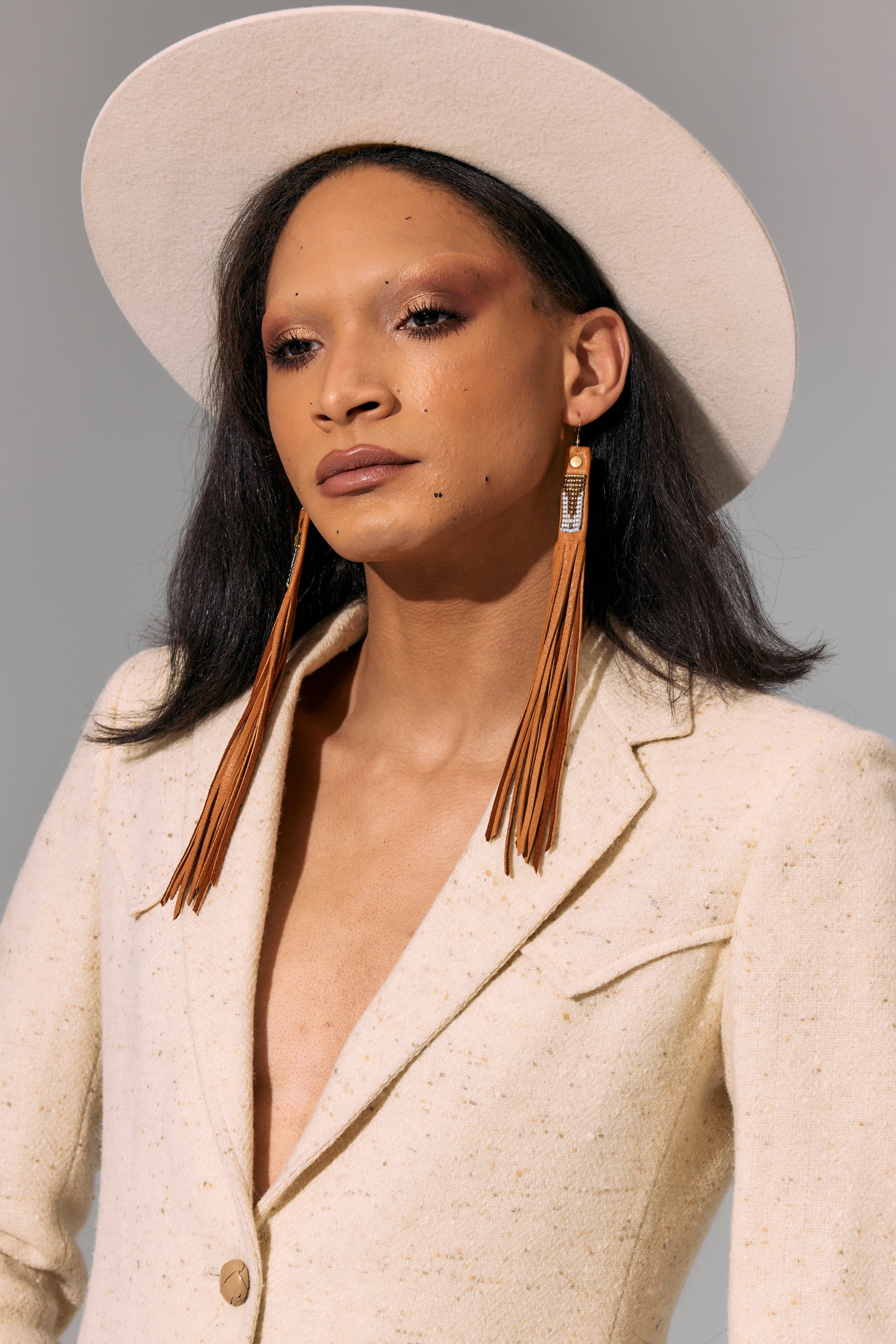 LEATHERSAGE_167.jpg