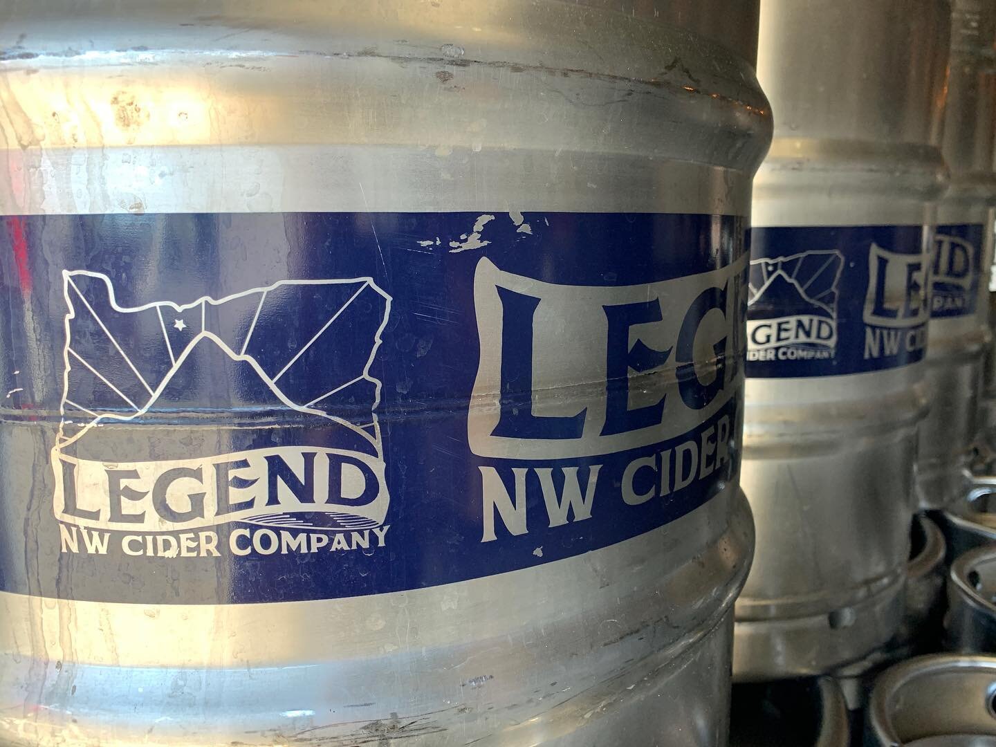 Stop scrolling and come get a refreshment with cool humans.  Be Legendary @legend_cider #adifferentkindofdog #inlapine