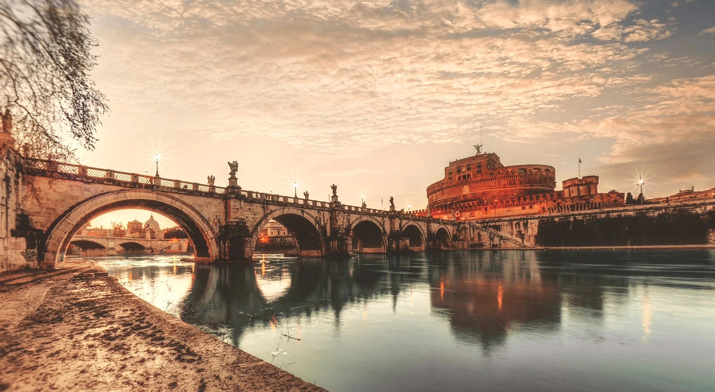 roma+-+Castle+S%27ant+Angelo.jpg