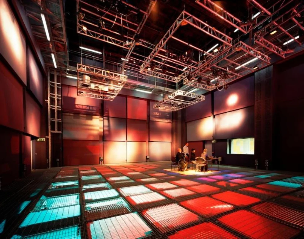 Figure 8 - The Sonic Laboratory at Queen's University in Belfast, 2005.