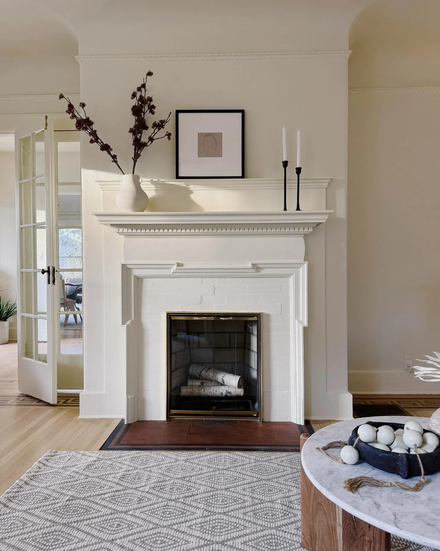 Too many vignettes to post of this stunning home 🤩 #crushedit 

🏡 2134 NE 17th 

Listing by @erothrock