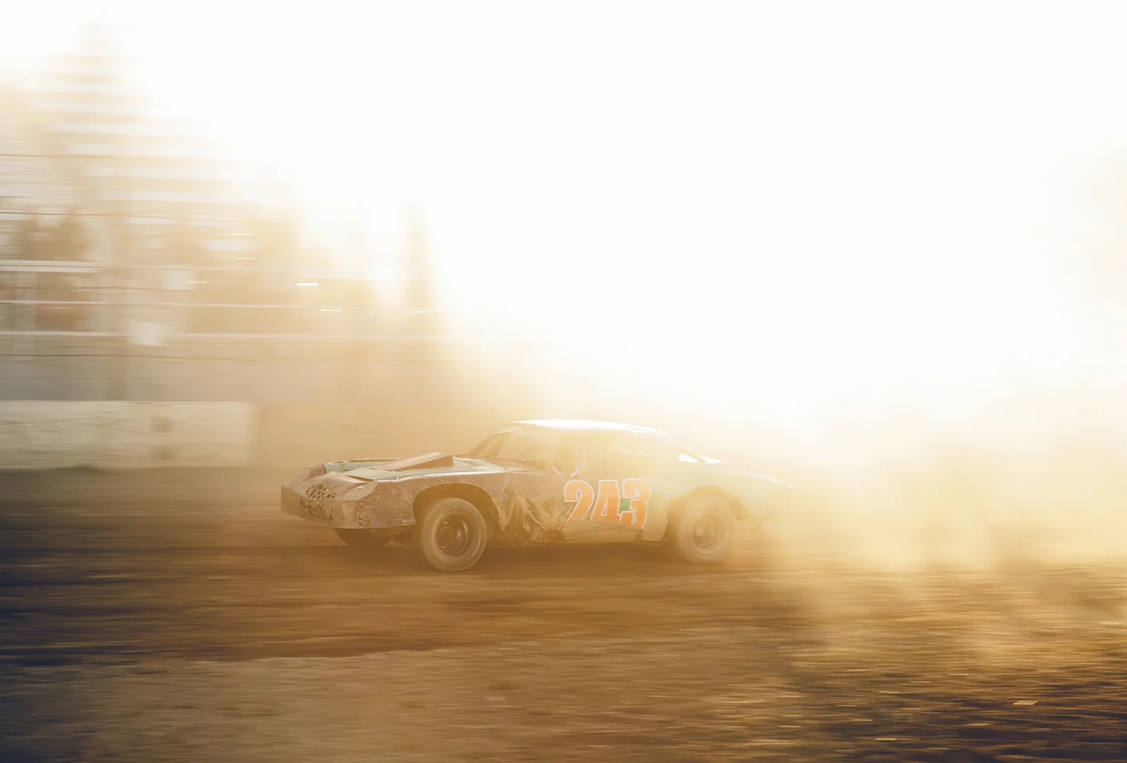 Mike Kephart dusts the hobby stock field at Hayfork.