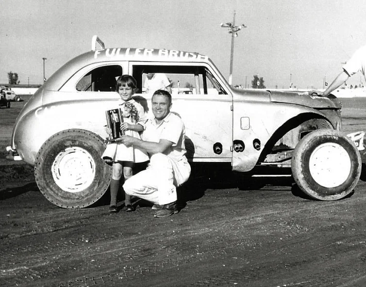 Wally Baker at Capital Speedway, 1960. (photo courtesy: West Capital Raceway Alumni Association)