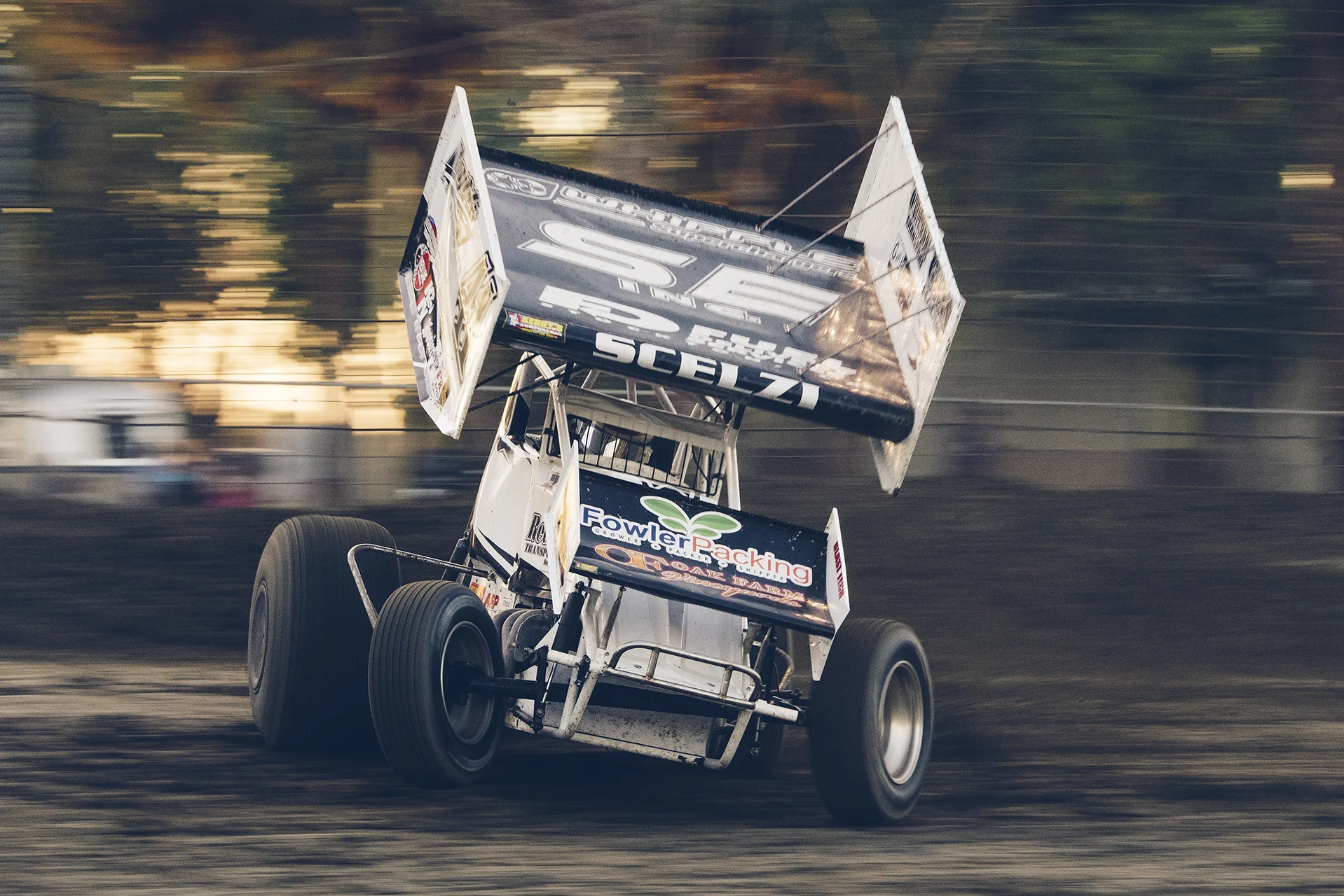 Dominic makes a qualifying lap at Hanford, 2015.