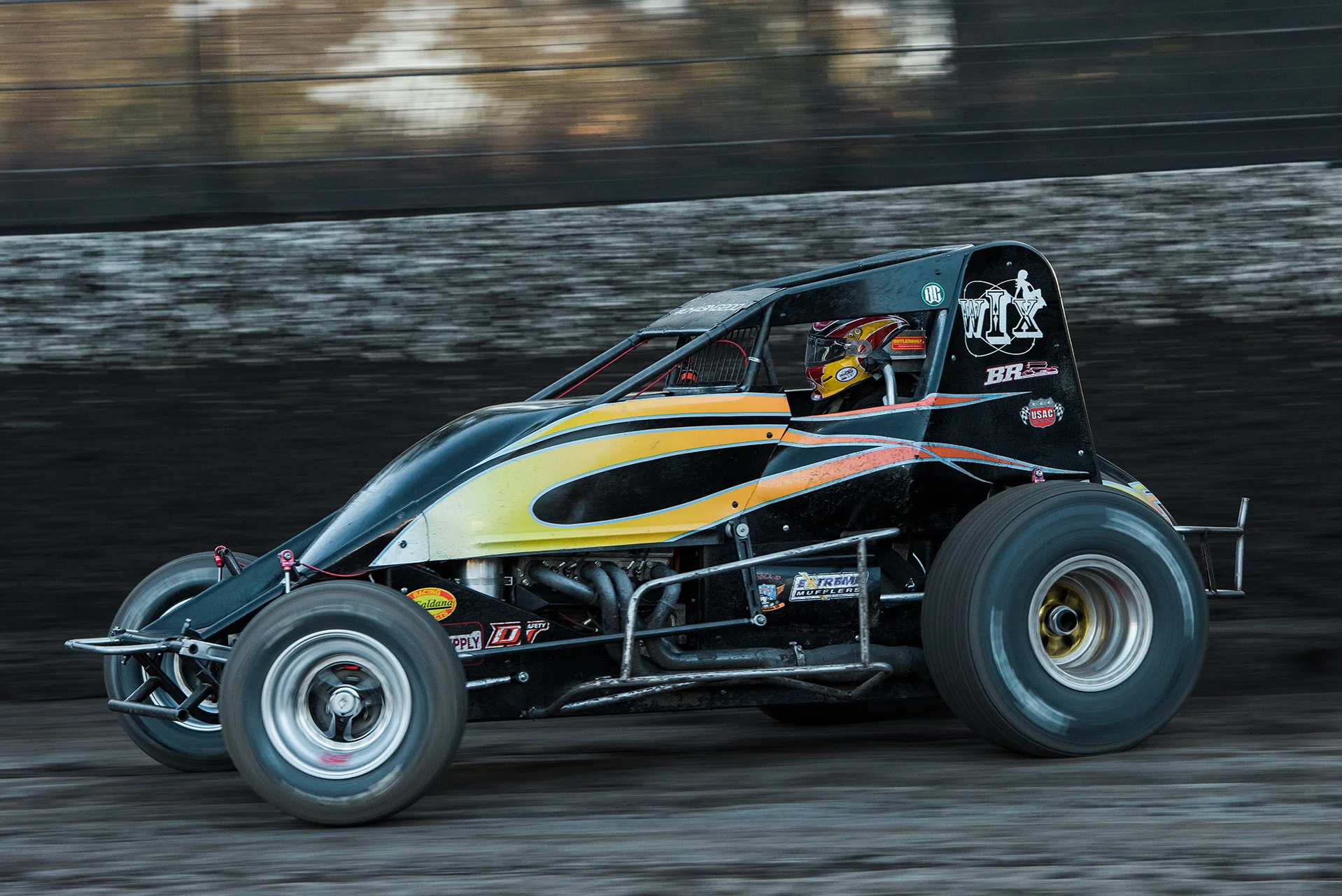 The Finkenbinder-owned wingless 410 sprint car at Calistoga Speedway, 2016.
