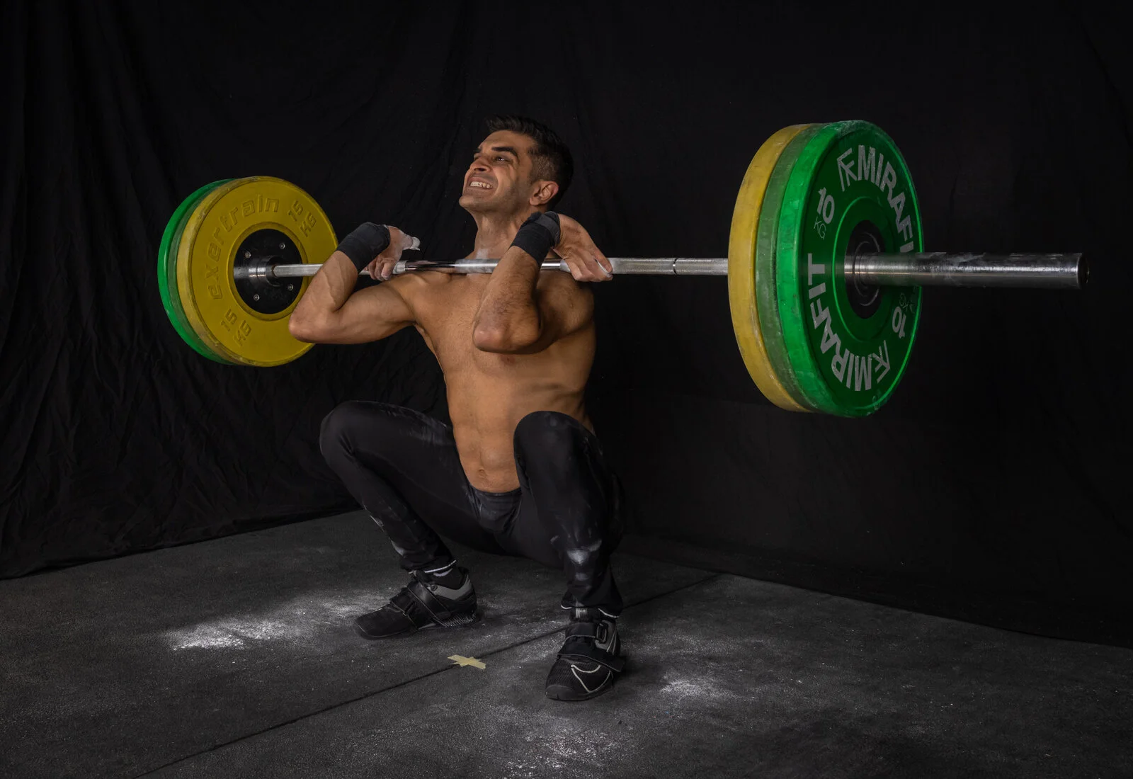 14.10.21 Weightlifting Shoot (23 of 36).jpg