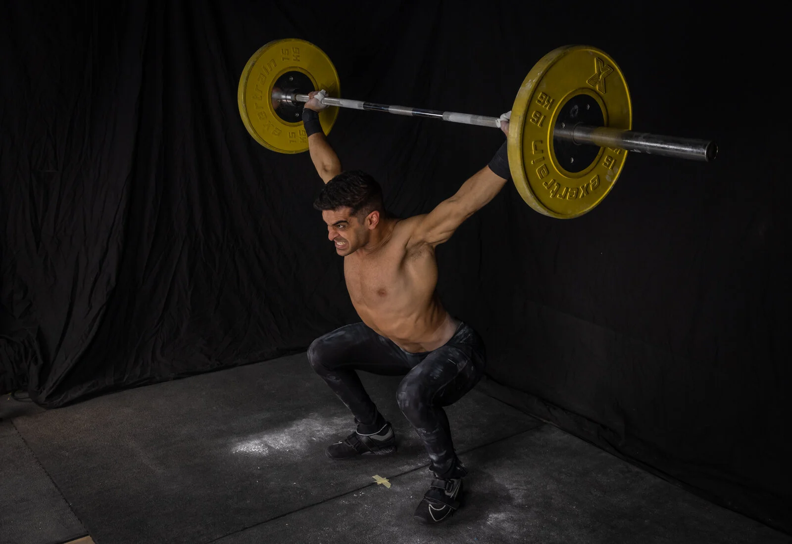 14.10.21 Weightlifting Shoot (28 of 36).jpg