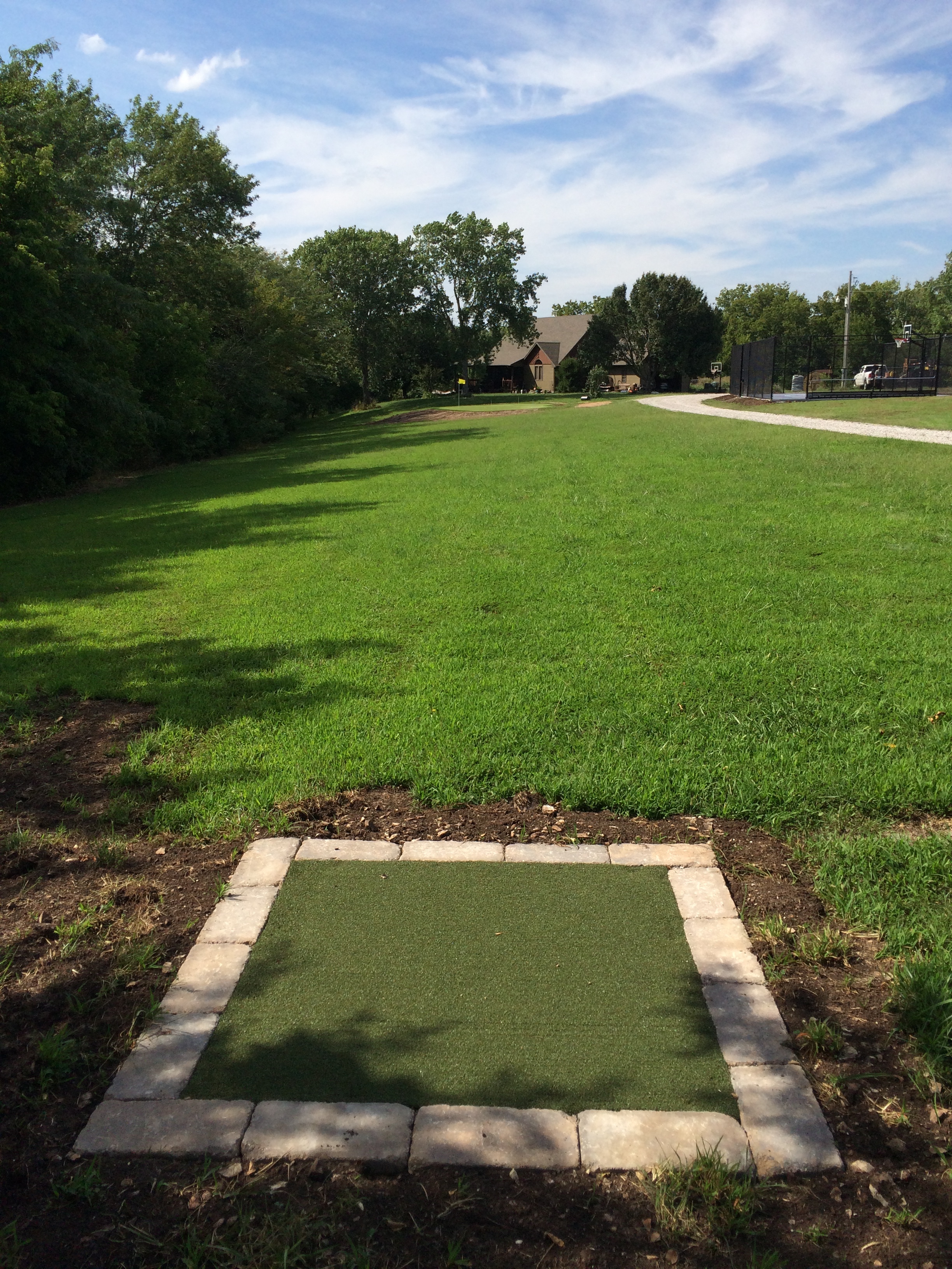 putting green turf outdoor on Synthetic Putting Greens In Kansas Backyard Putting Green