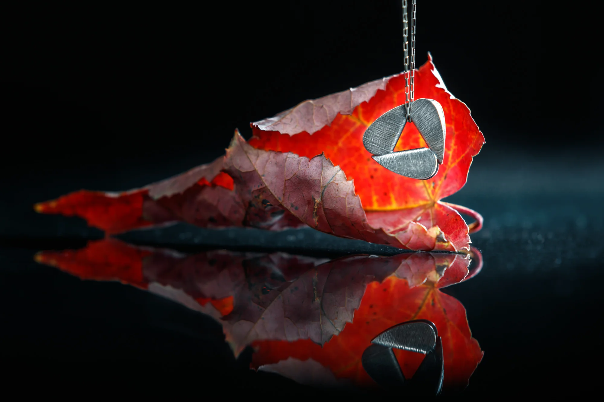 Blooming Hearts Pendent with Venetian Box Chain 