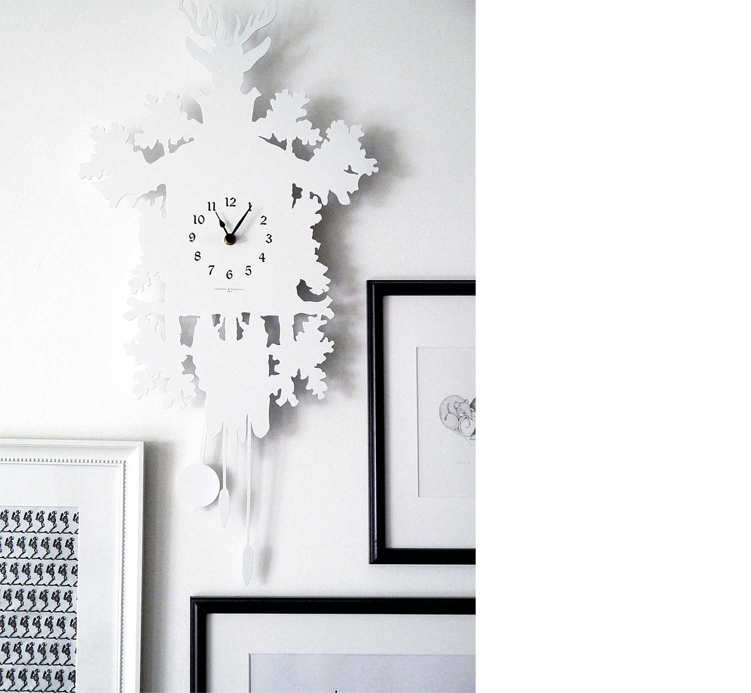 BLACK&WHITE-INTERIOR-WALL-DECORATION.png
