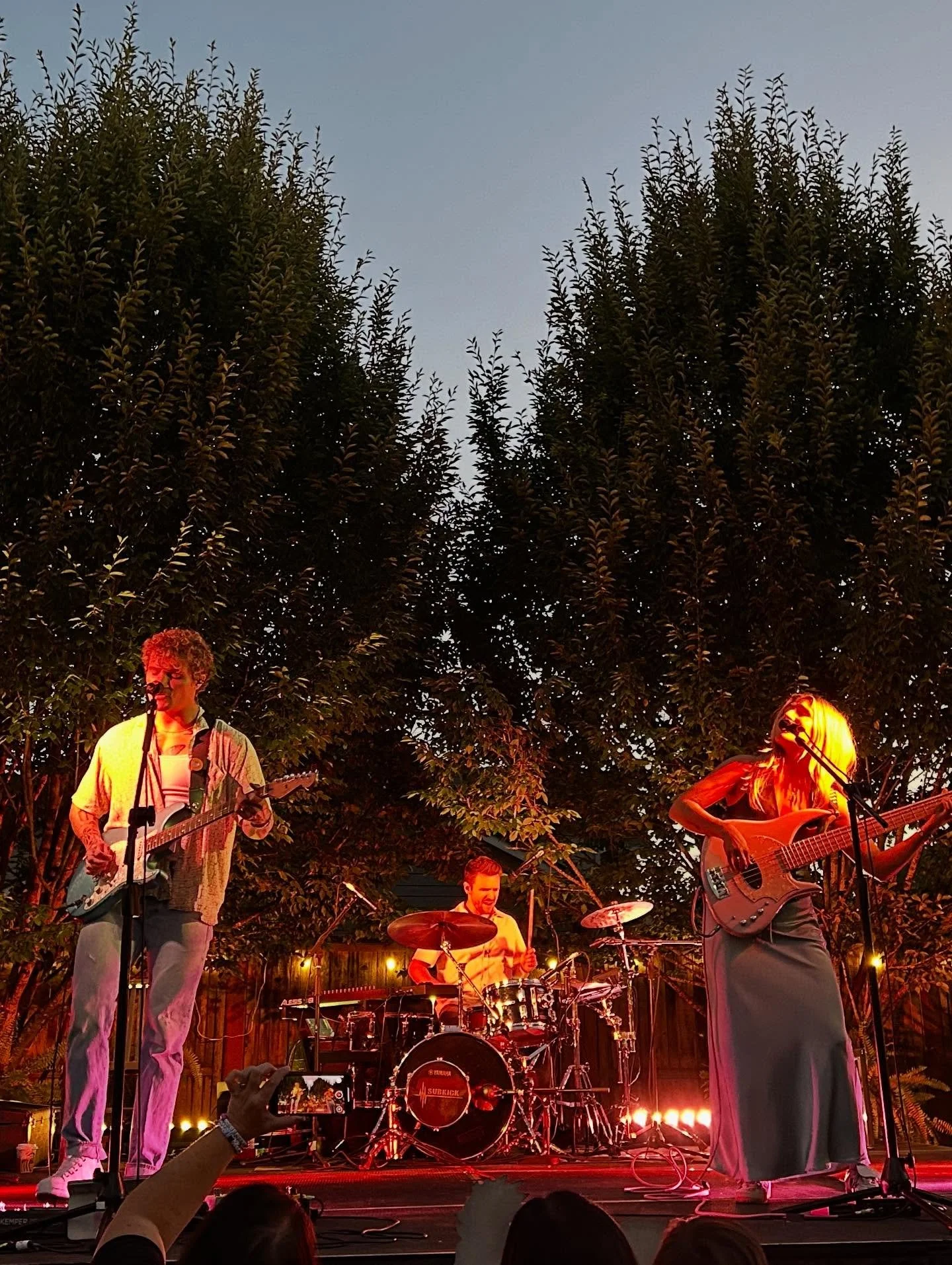 @wethreemusic is fire. 

Thank you to @redhillsmarket for hosting a home town party. 

#vestelletravel #travewinefood #wethree