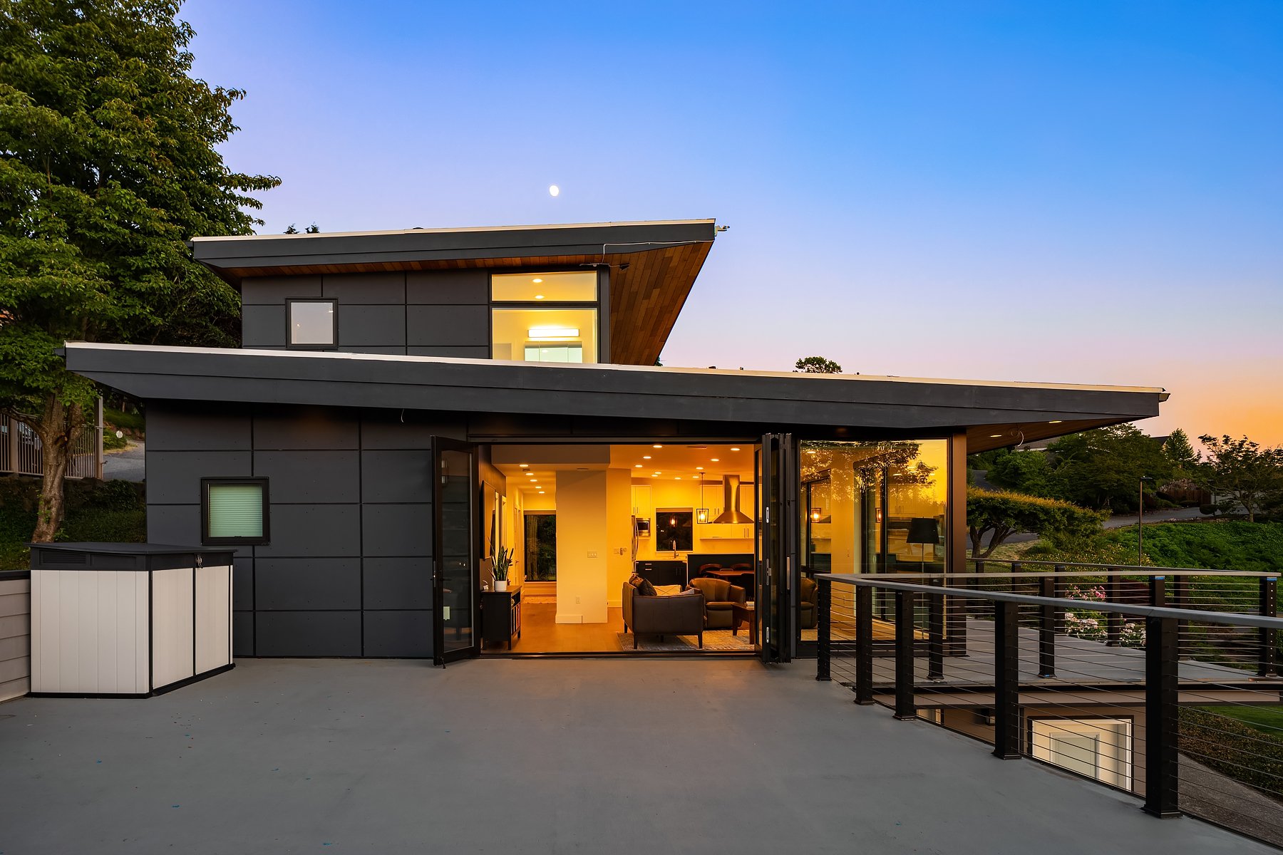 Harka Architecture_Puget Sound Residence_deck.jpg