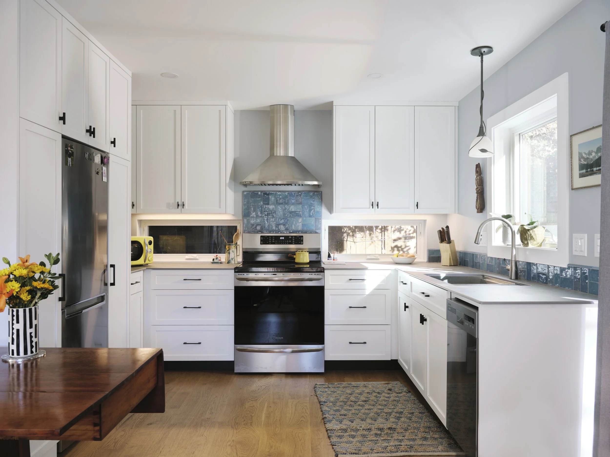 Big bright open kithcen