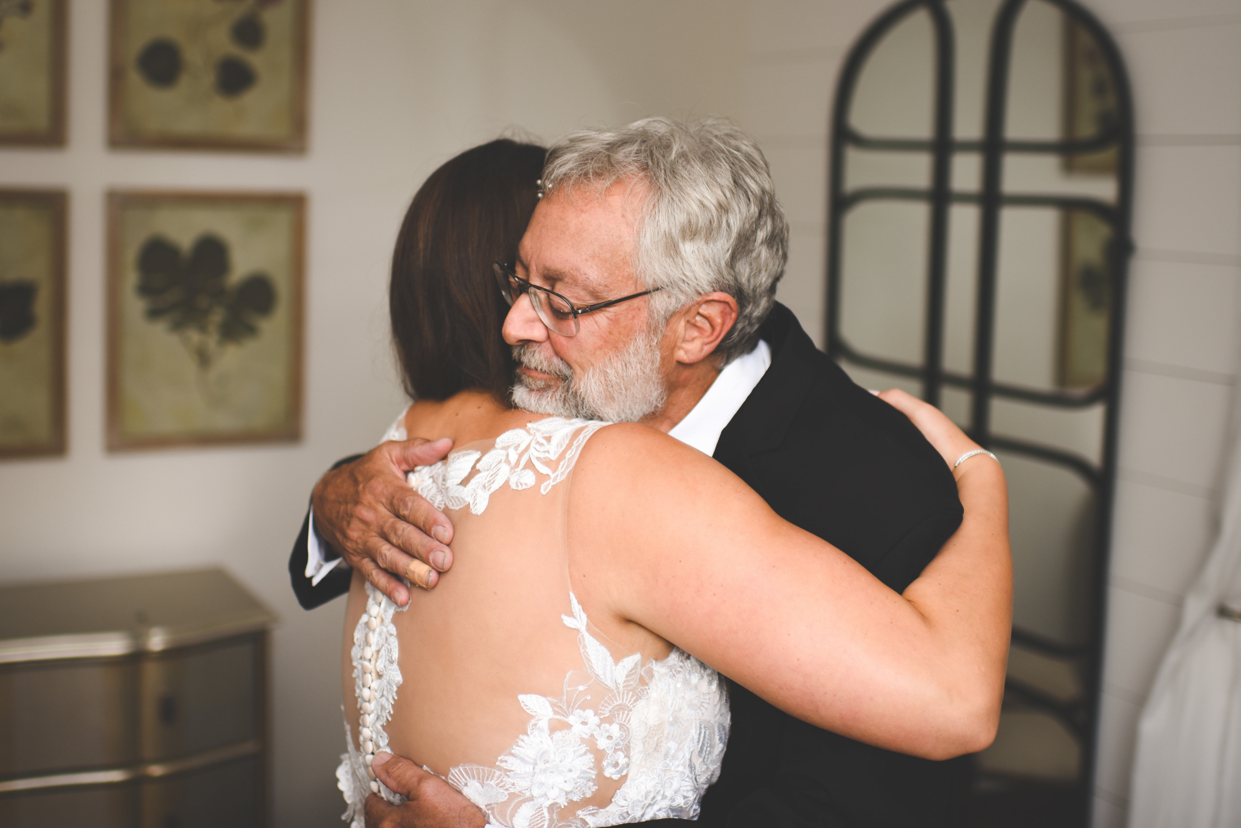 Indianapolis wedding photography - Mustard Seed Gardens - Moss wedding