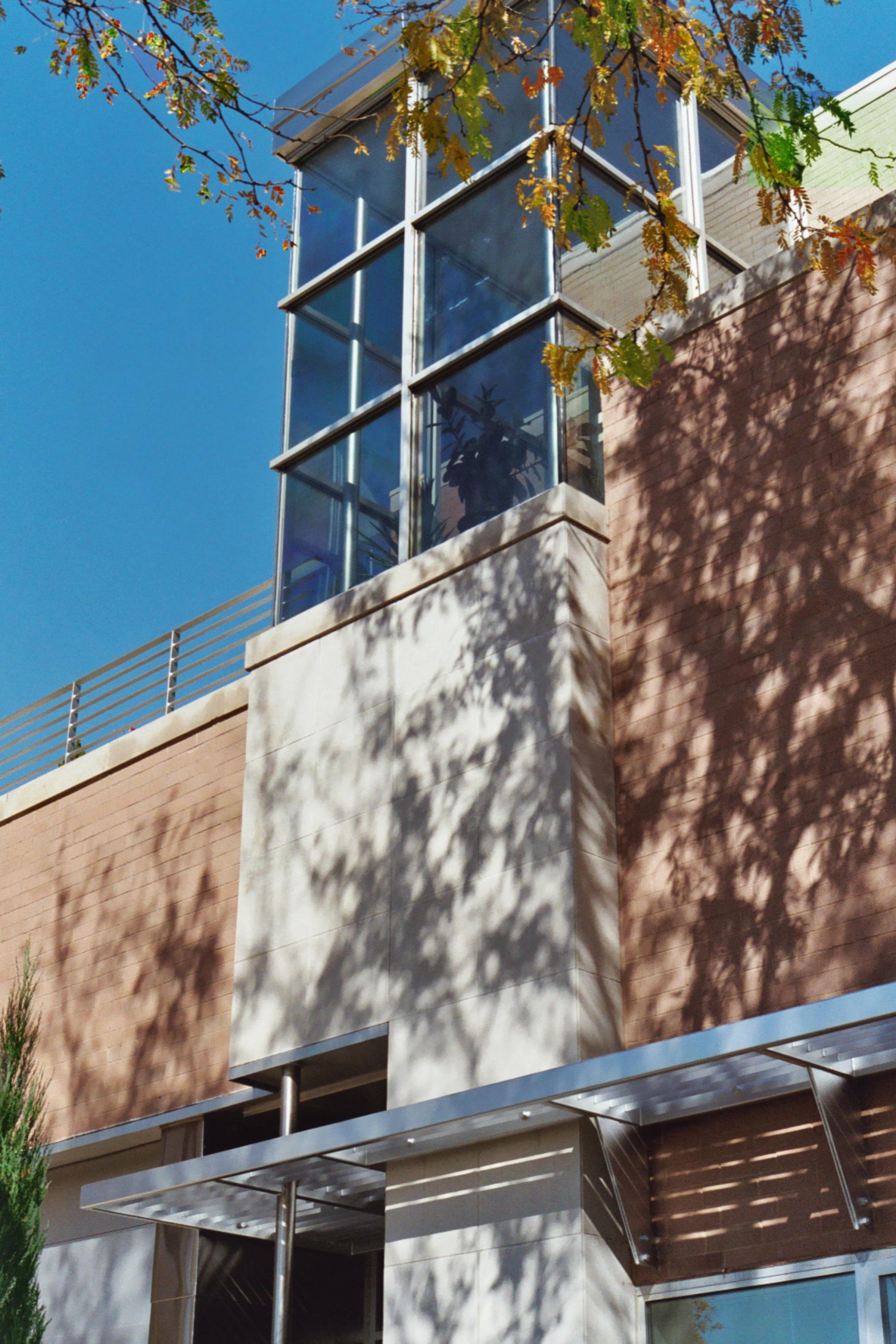 Exterior 018_15A.JPG