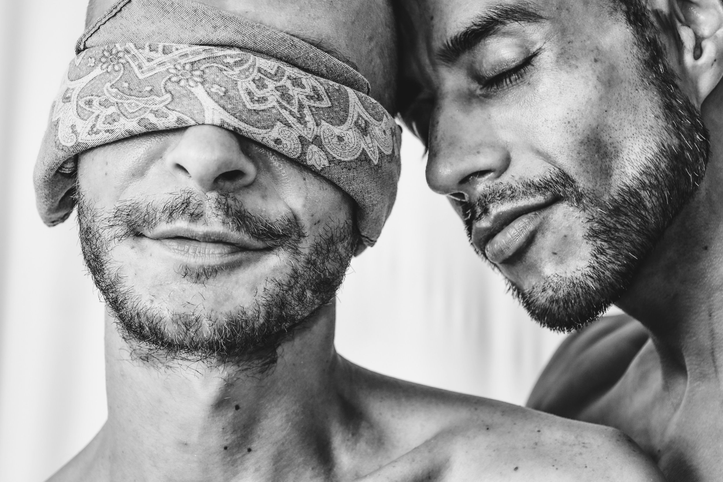 Sensory Issues During Sex: How to Adapt Your Environment for Neurodivergent Pleasure