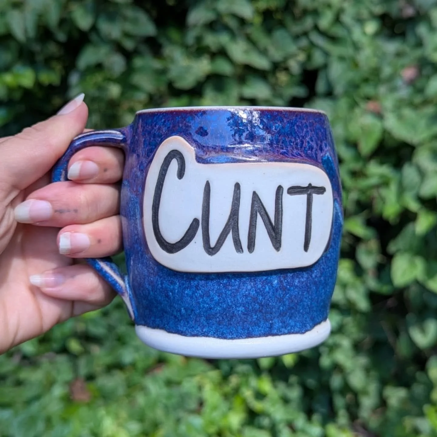 Gonna be throwing a bunch of stuff this week to prep for August events including starting a new batch of word mugs! Most of these guys found homes over the weekend so I've got my work cut out for me. Wish me luck, y'all! 💖

#pottery #ceramics #handm