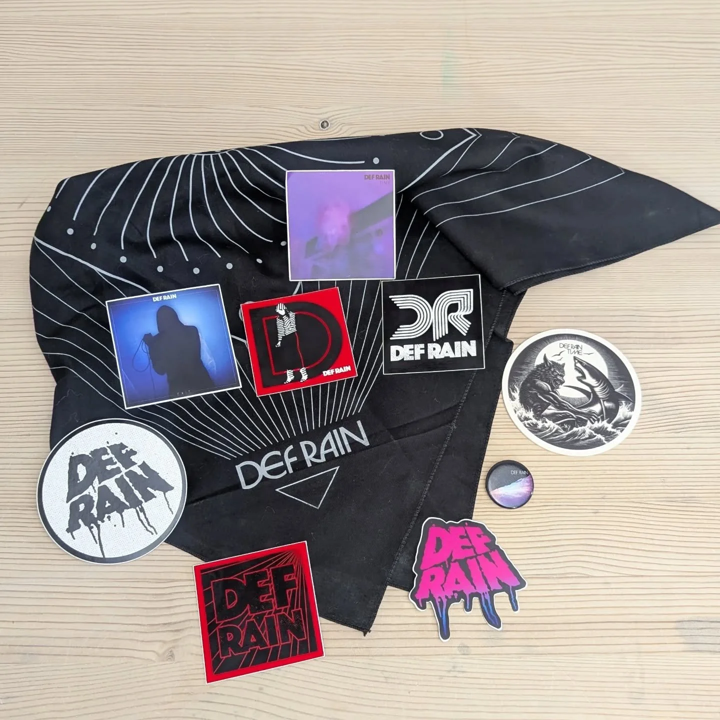 Okay, not pottery related but Y'ALL! @def_rain, my top Spotify artist of 2025, sent me some goodies and this is probably one of the coolest things to ever happen to meee!!

Also I was their number 2 top listener last year! THAT'S CRAZY! 

I saw Def R