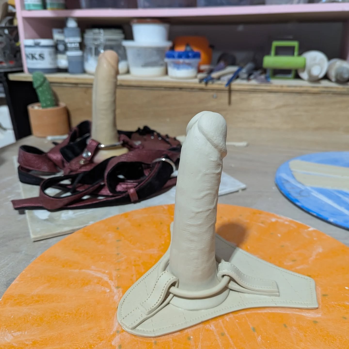 Back in the studio getting my hands dirty. 🤪