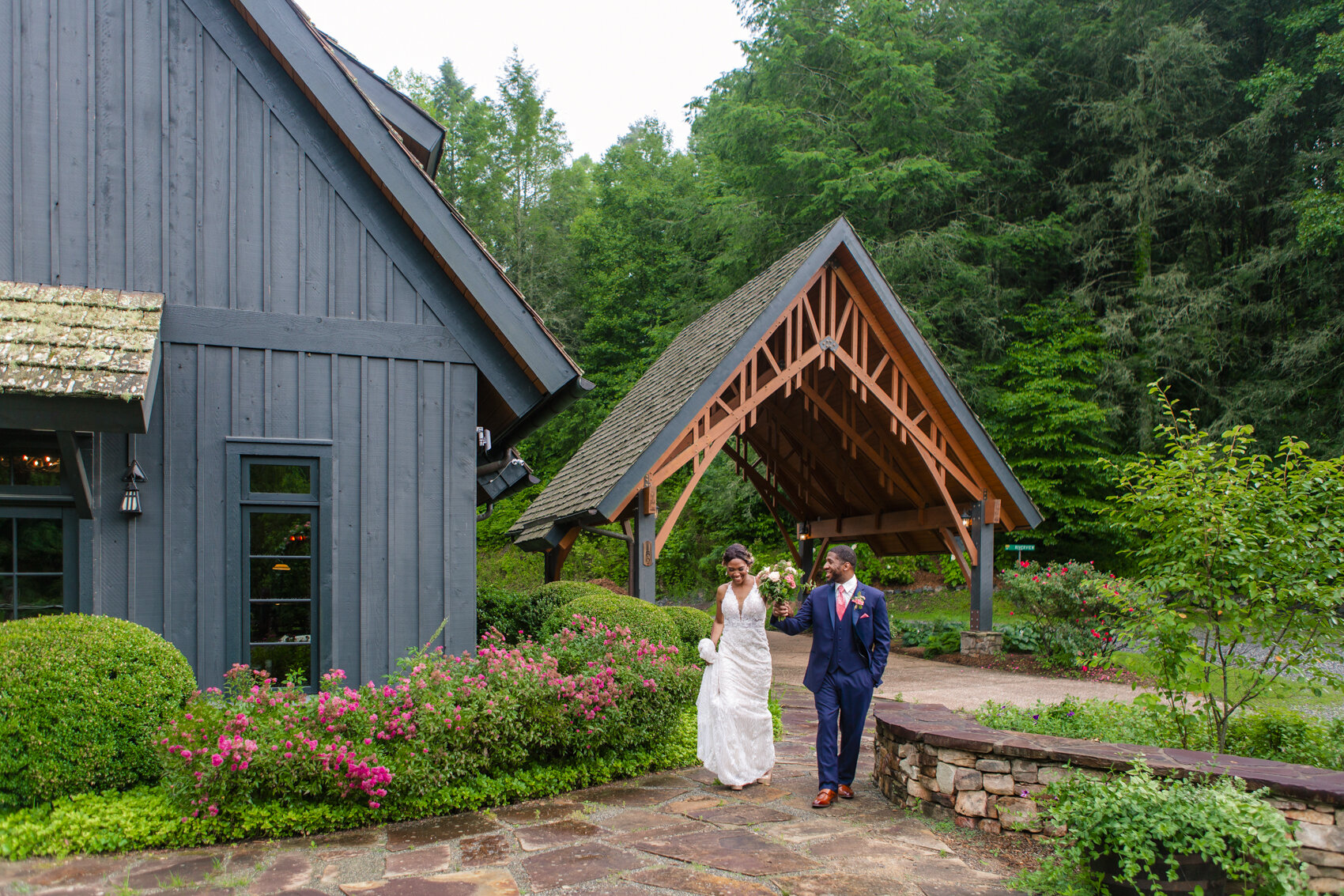 Lodge at Bear River Classic Asheville Wedding_Photos by Studio Misha_BLOG-146.jpg