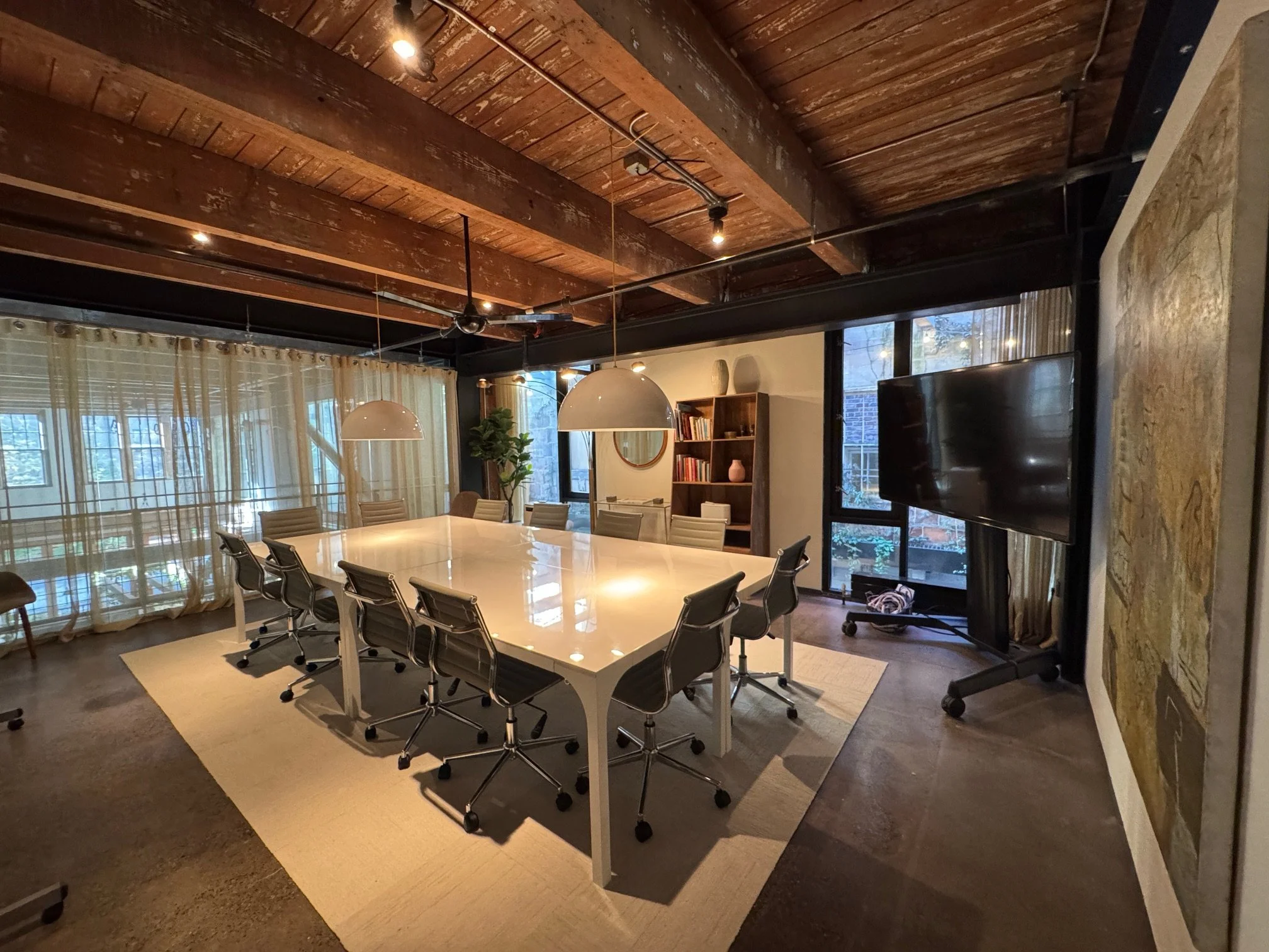 Suite 101M