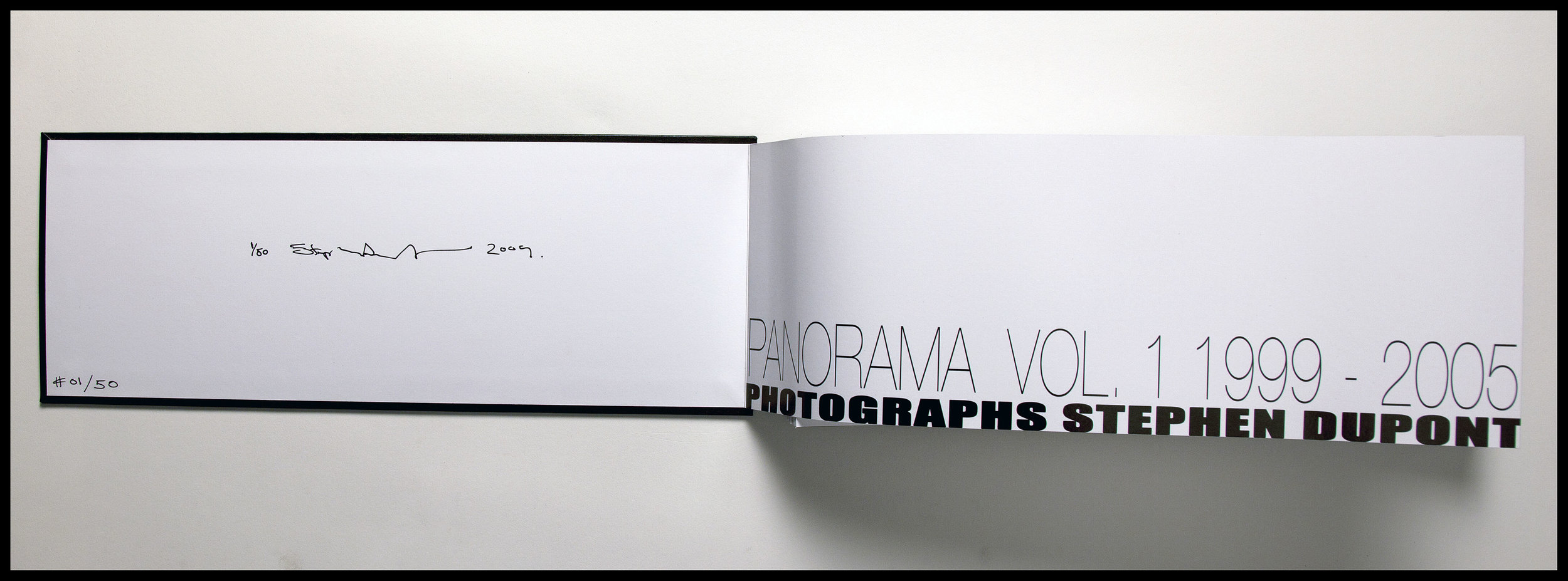 Panorama_Artist_Book_01.jpg