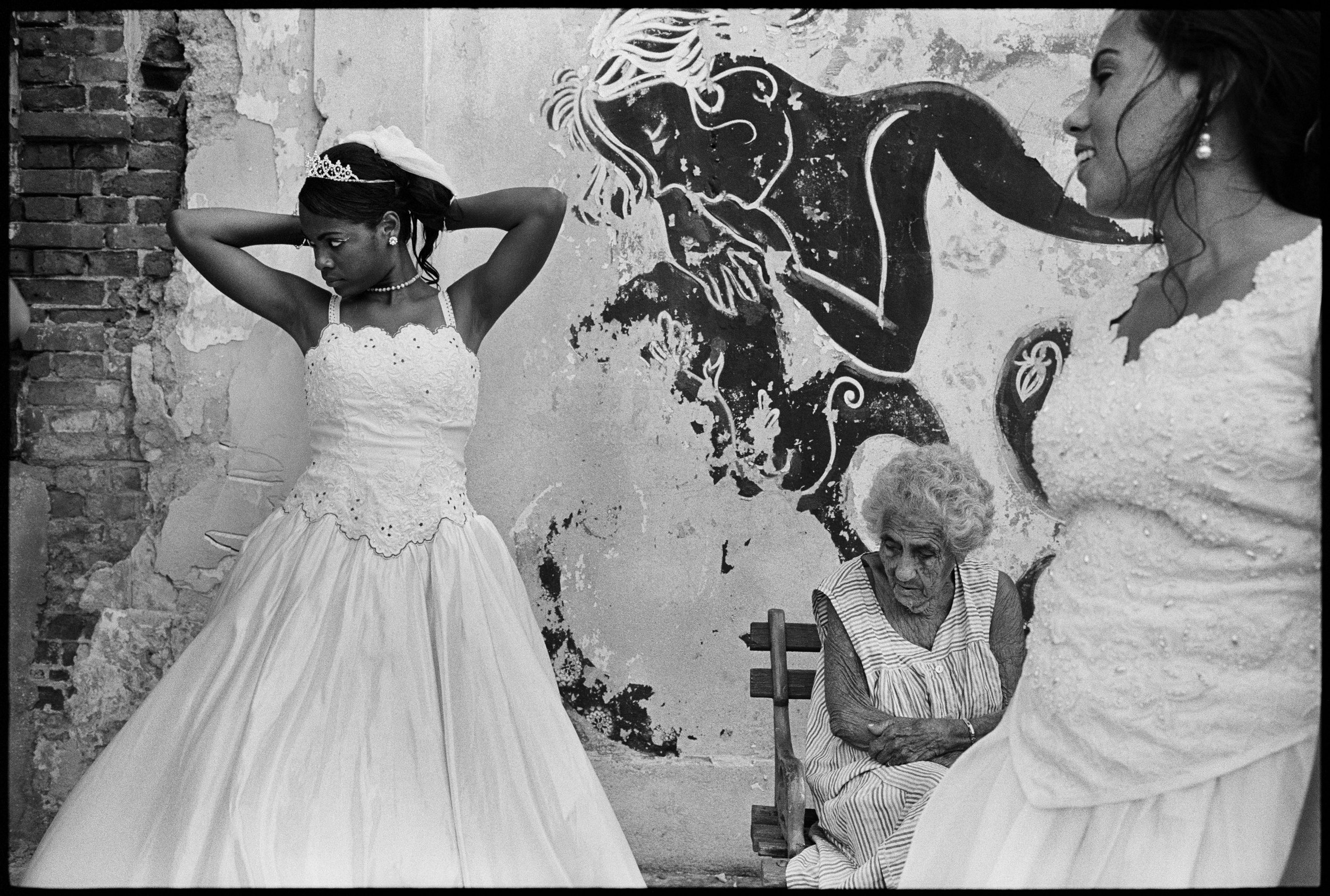©Stephen Dupont - Cuban Wedding frame #5.jpg