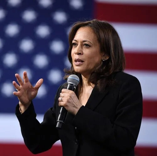 THÔNG ĐIỆP CỦA PIVOT VỀ QUYẾT ĐỊNH ĐỀ CỬ TNS KAMALA HARRIS LÀM ỨNG CỬ VIÊN PHÓ TỔNG THỐNG HOA KỲ  